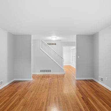 Property photo 3 of 1604 Drayton Woods Dr