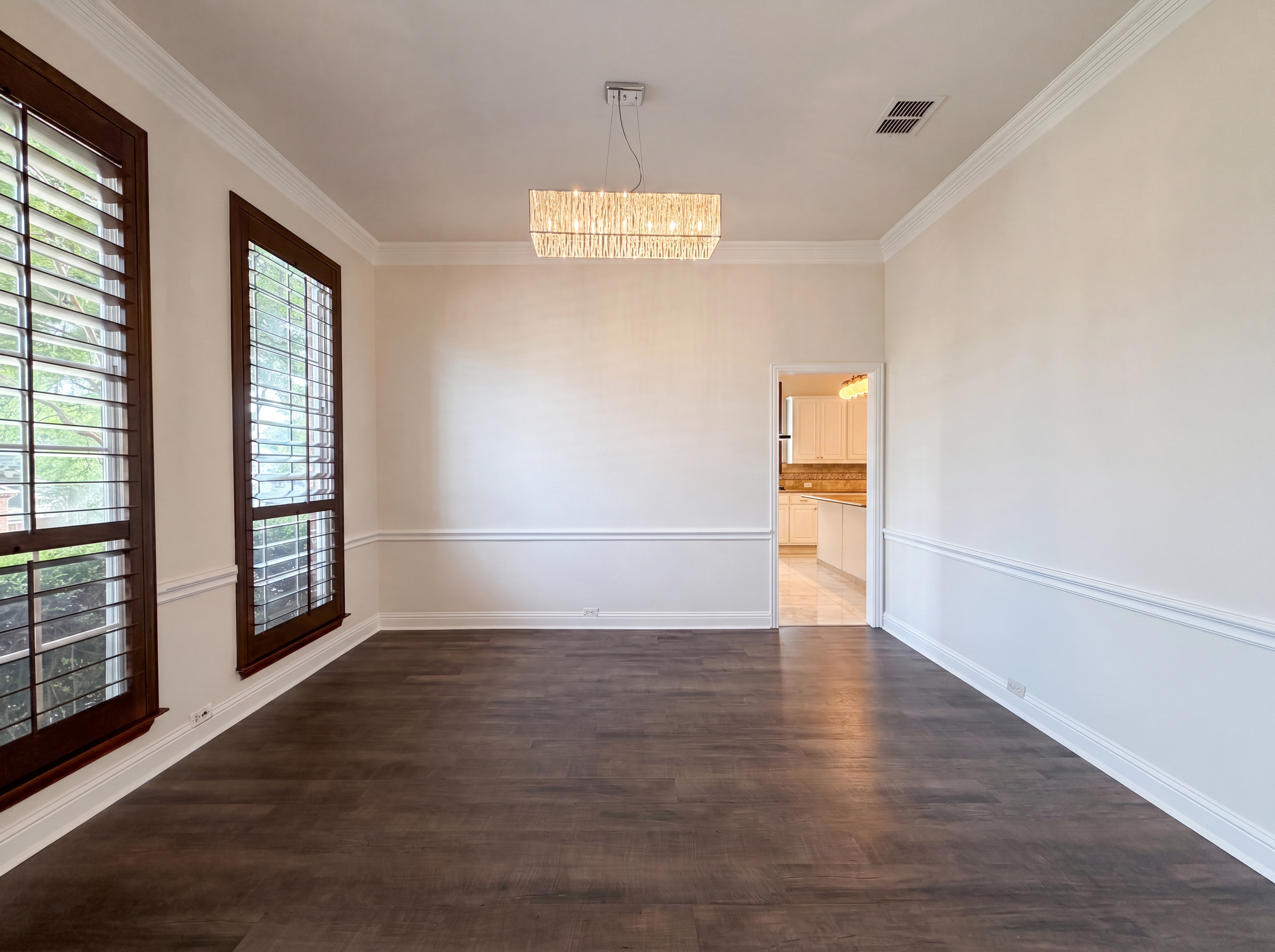 Photo 12 of 33 of 1429 Greenbriar Dr, Allen, TX