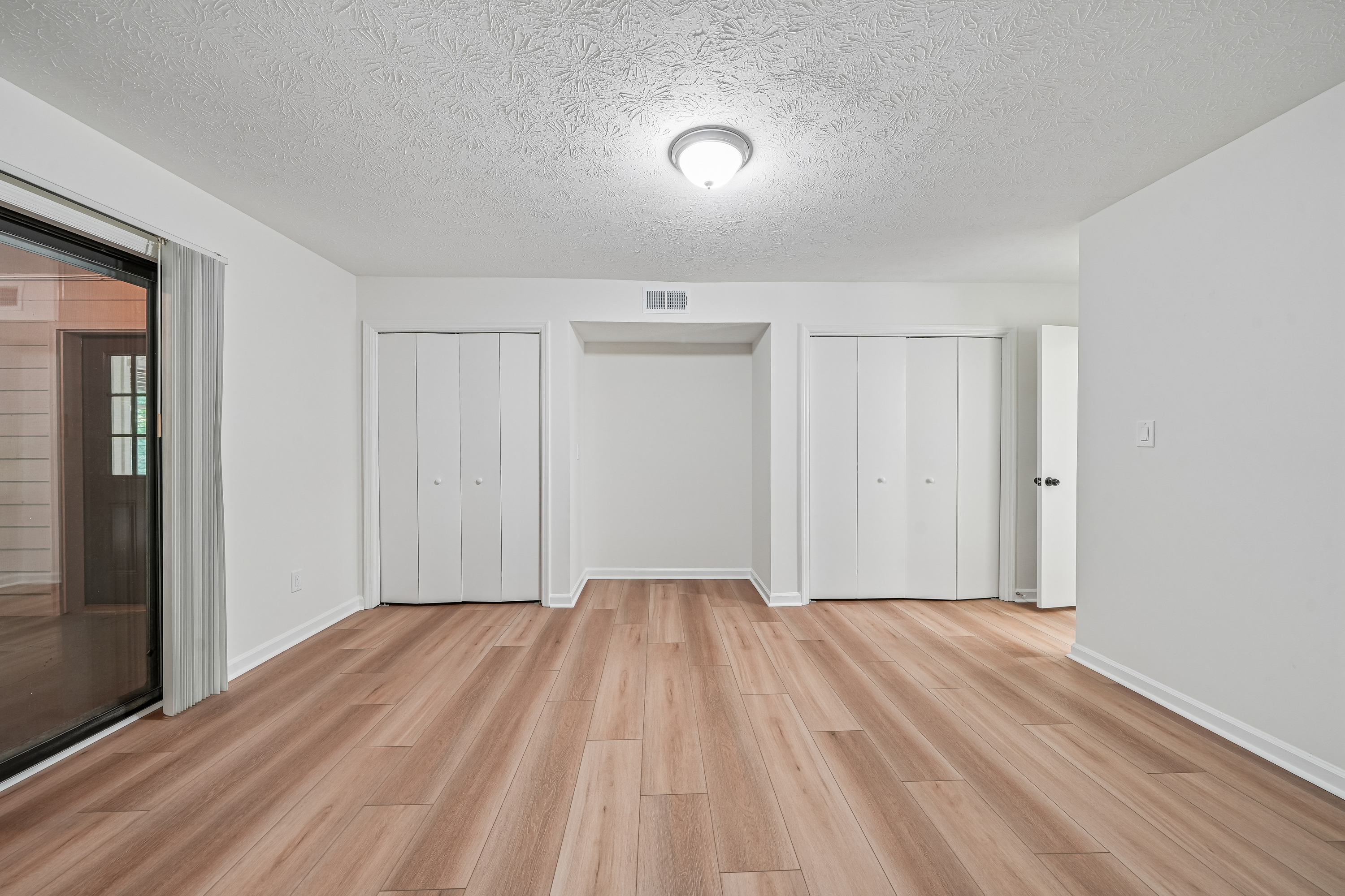 Photo 15 of 20 of 4212 Stillwater Dr, Duluth, GA