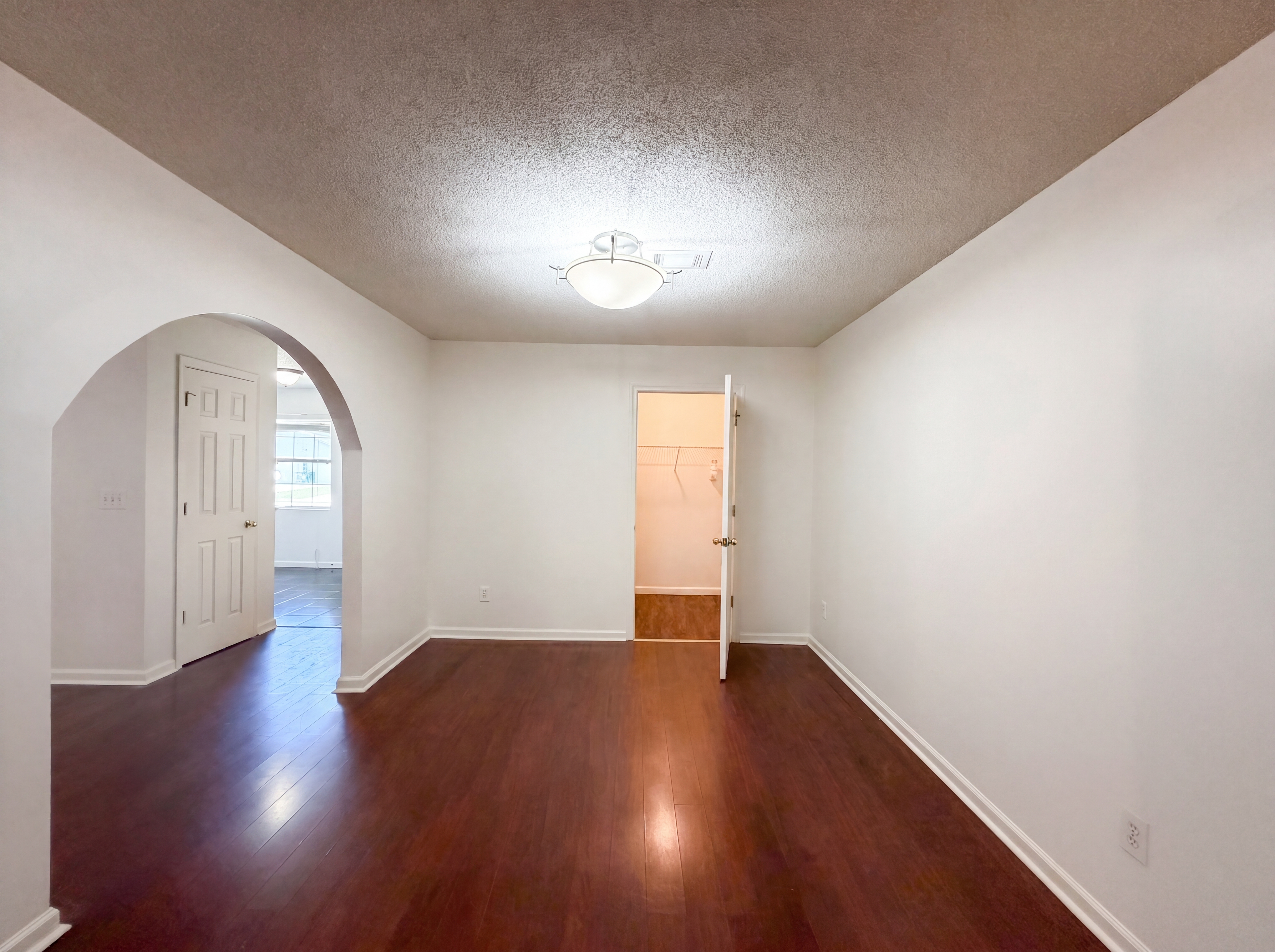 Photo 7 of 27 of 3753 Soapstone Rd, Decatur, GA