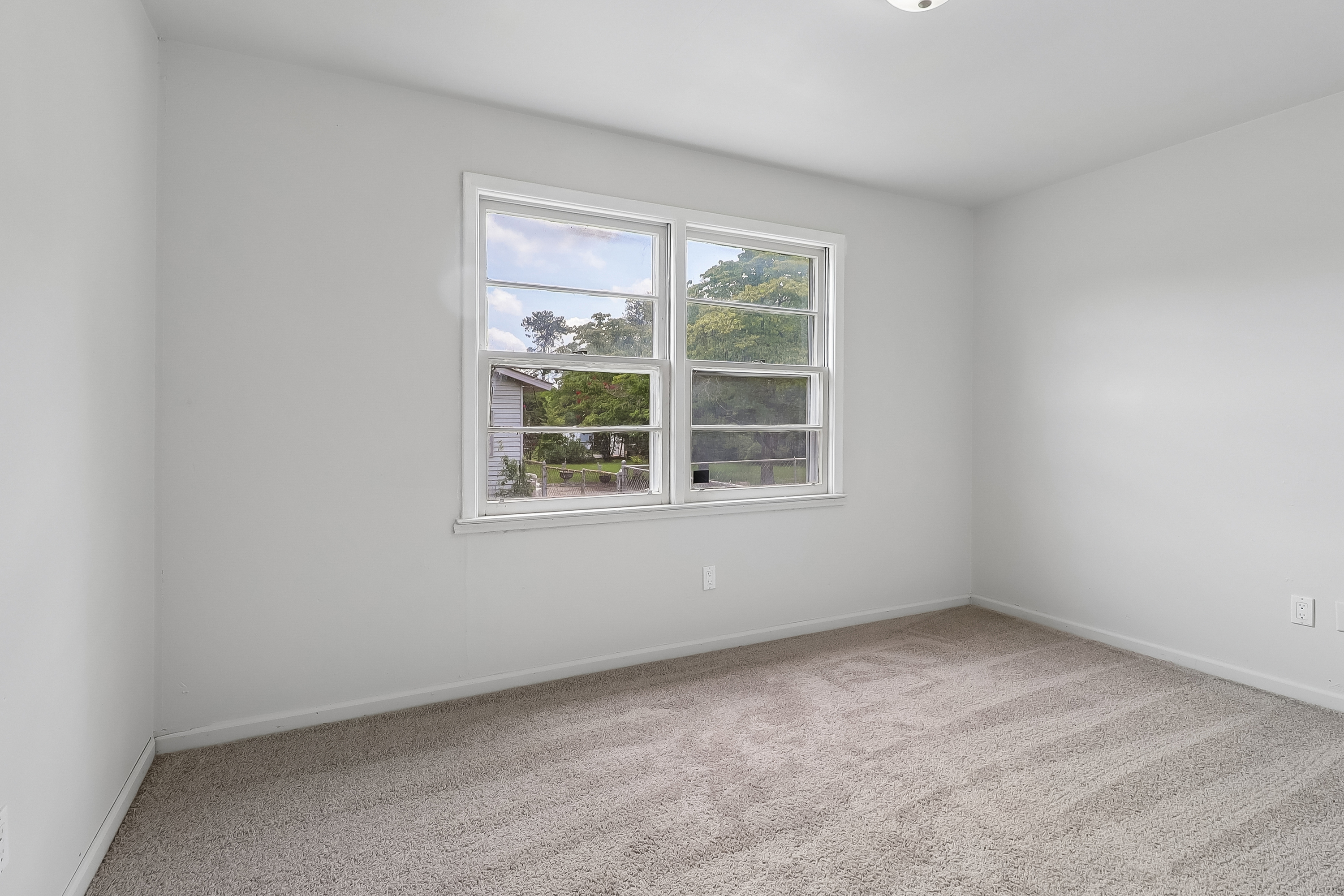 Photo 14 of 27 of 2724 Glenn Hills Dr, Augusta, GA