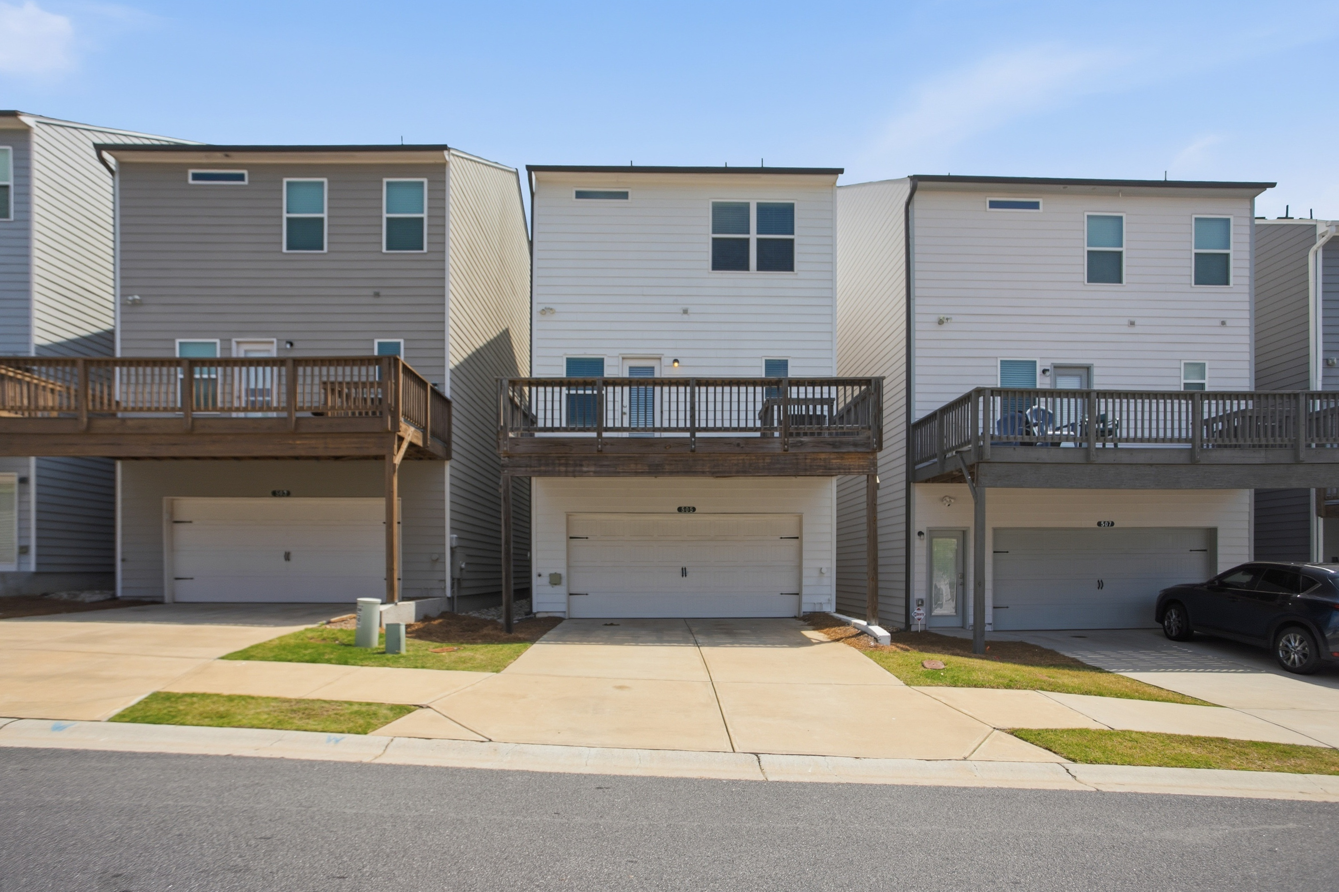Photo 5 of 42 of 505 Ruths Dr, Woodstock, GA