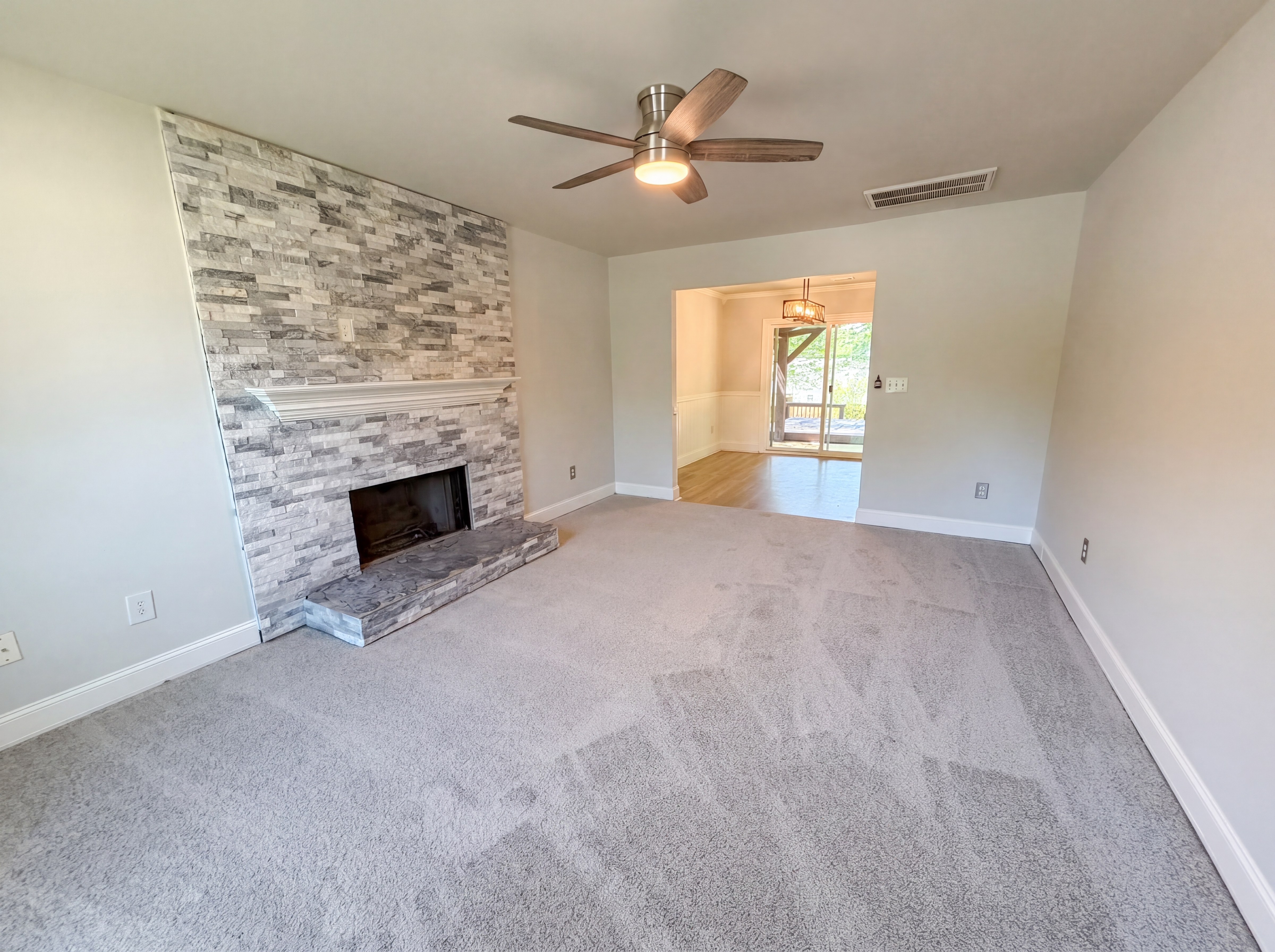 Photo 6 of 20 of 6 Pinellas Ct, Simpsonville, SC