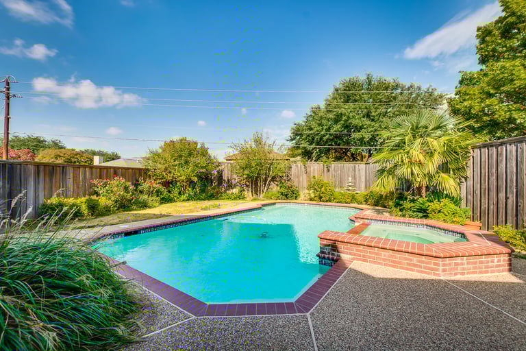 Photo 37 of 38 - 404 Pecan Hollow Dr, Coppell, TX 75019