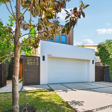 Property photo 1 of 1037 Palms Blvd