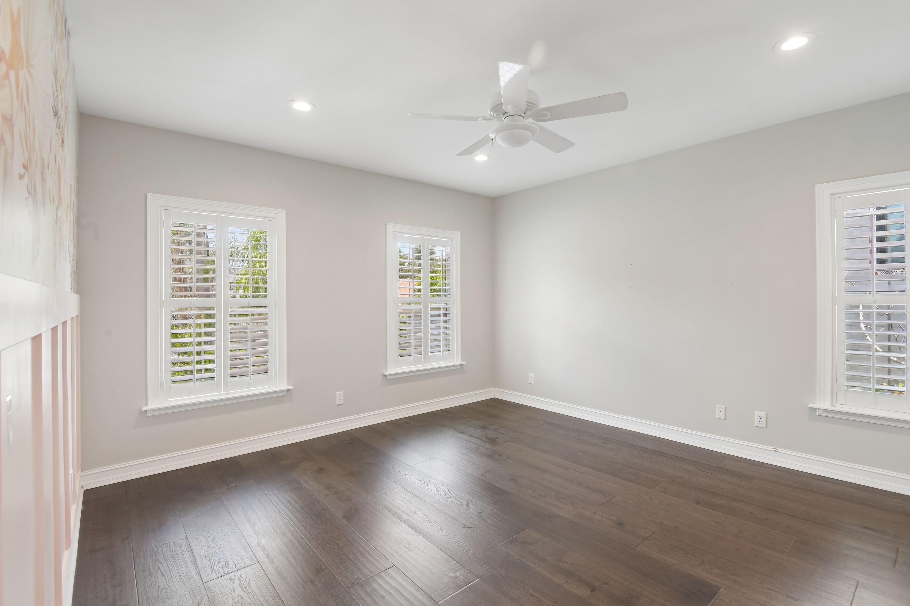 Photo 12 of 62 of 5105 W Neptune Way, Tampa, FL