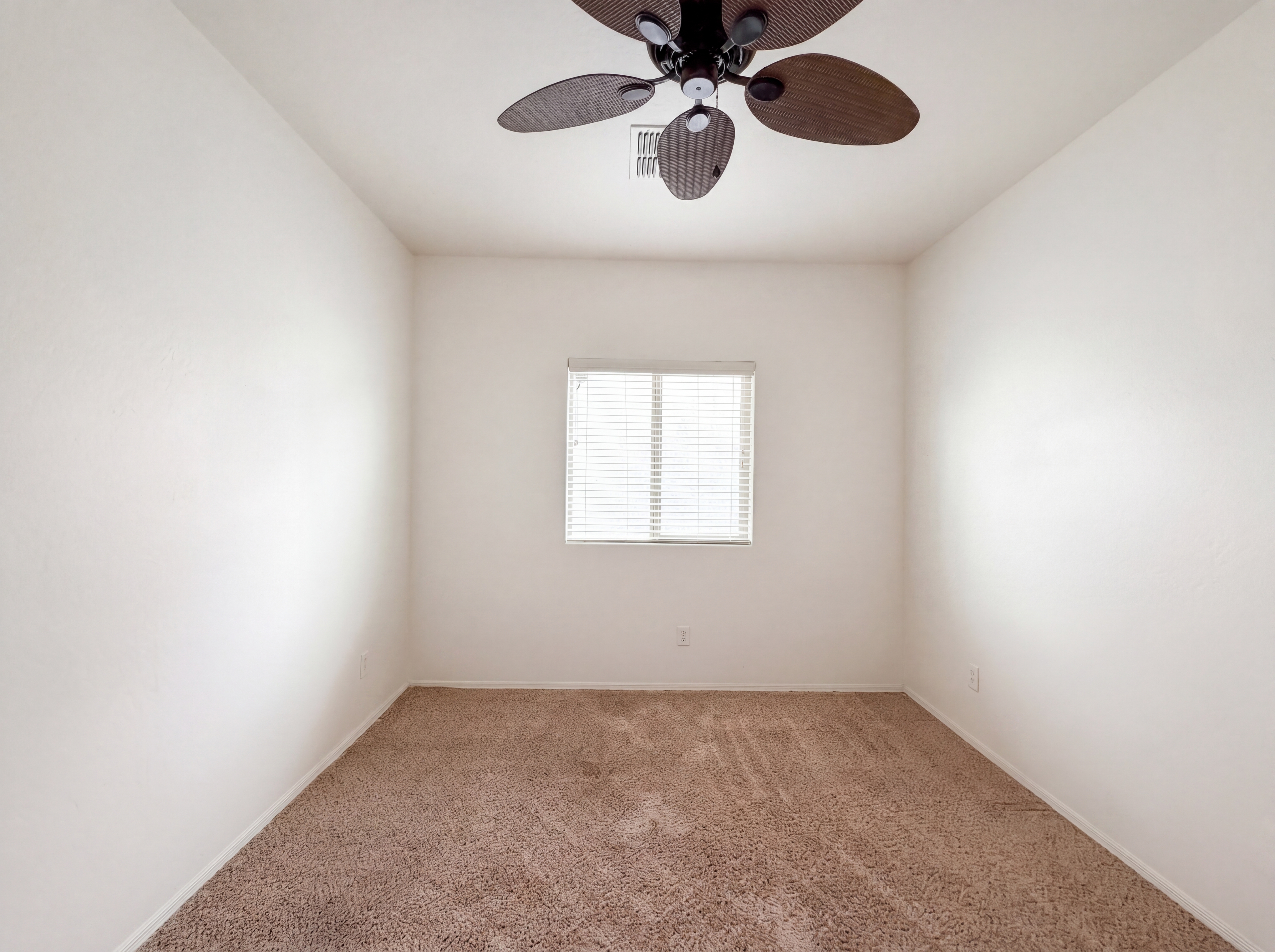 Photo 10 of 17 of 5458 W Montebello Way, Florence, AZ