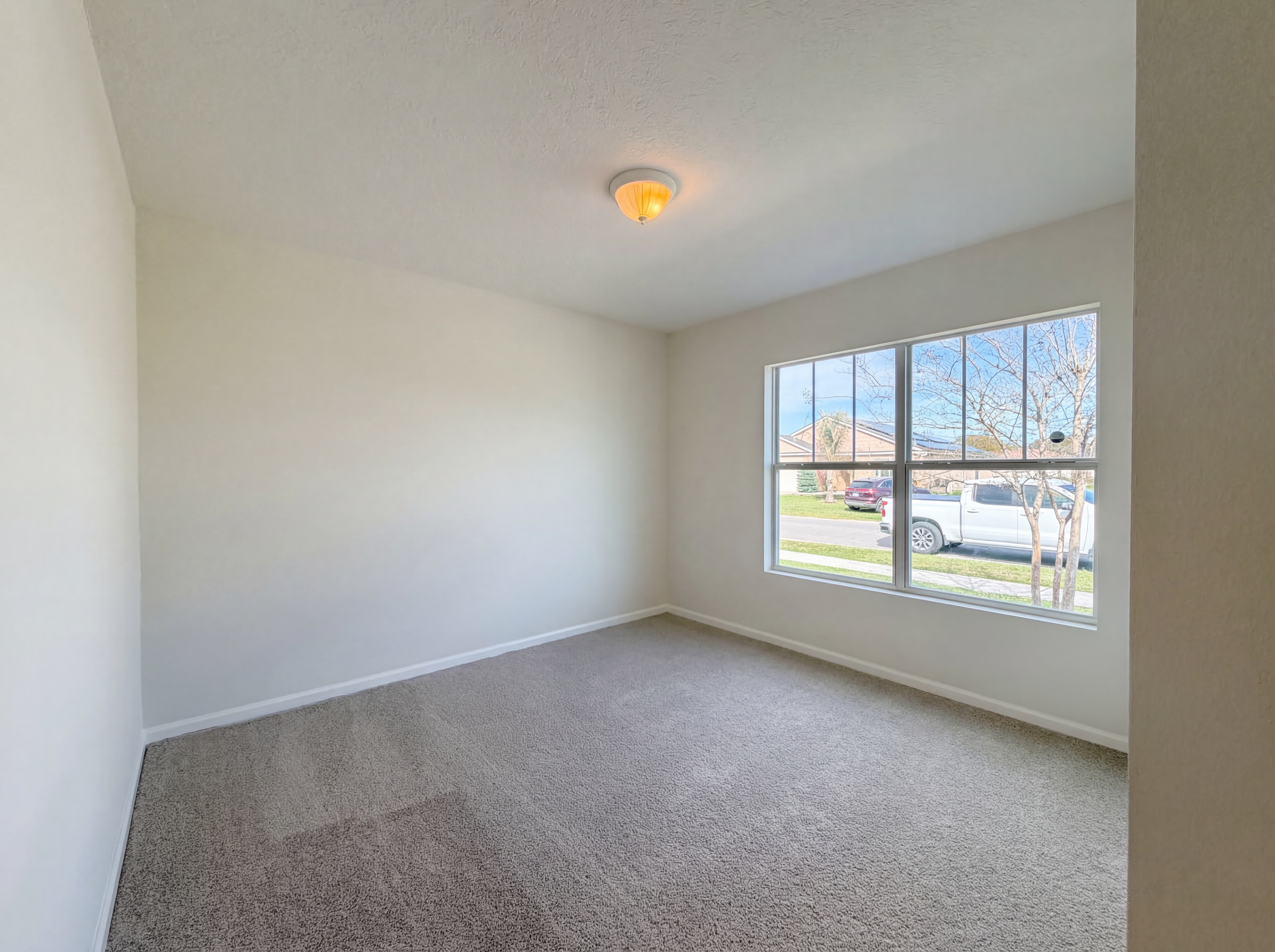 Photo 10 of 21 of 8852 Cumbria Ct, Jacksonville, FL