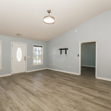 Property photo 3 of 468 Carolina Hickory St