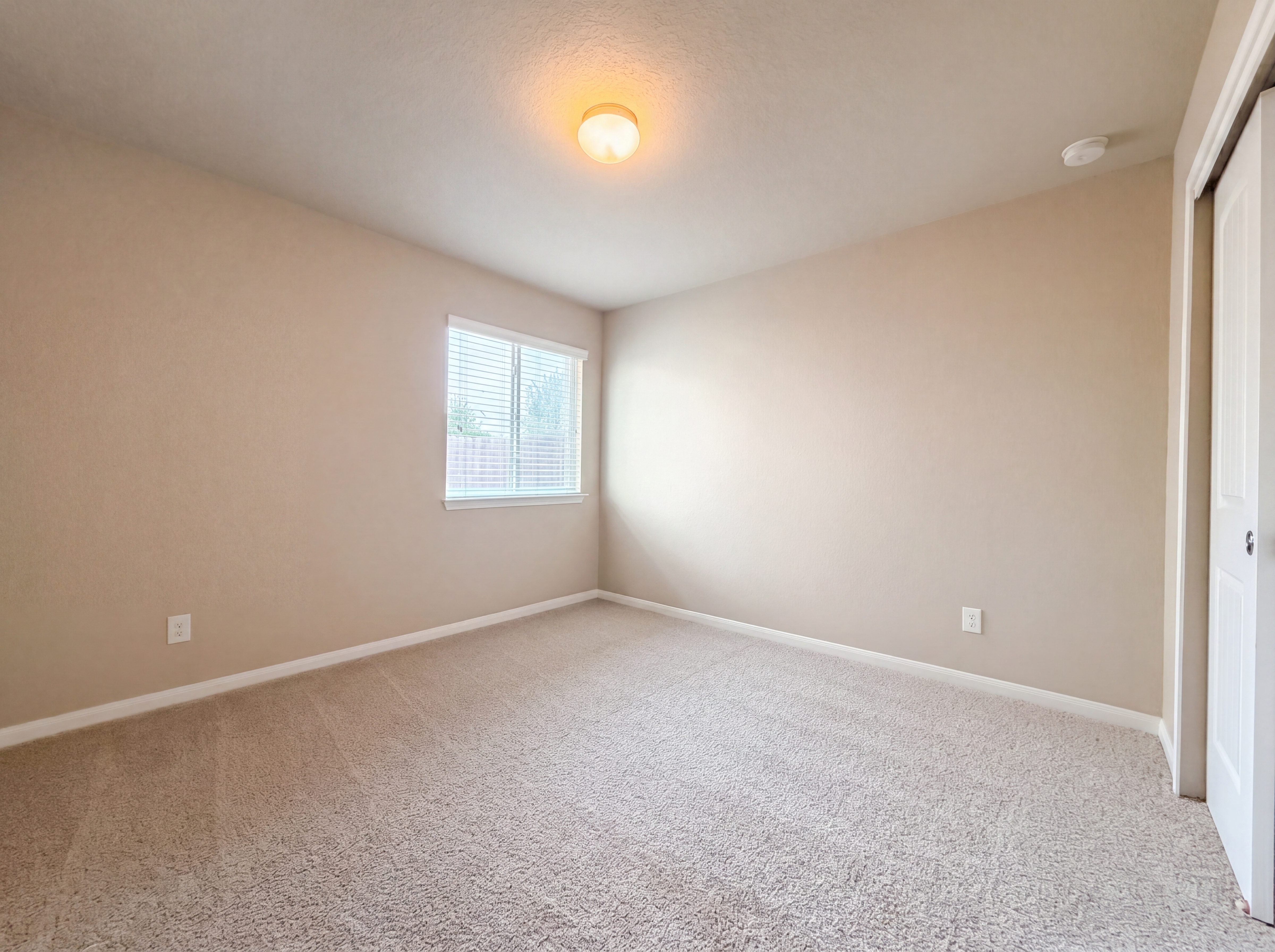 Photo 11 of 16 of 789 Wolfeton Way, New Braunfels, TX