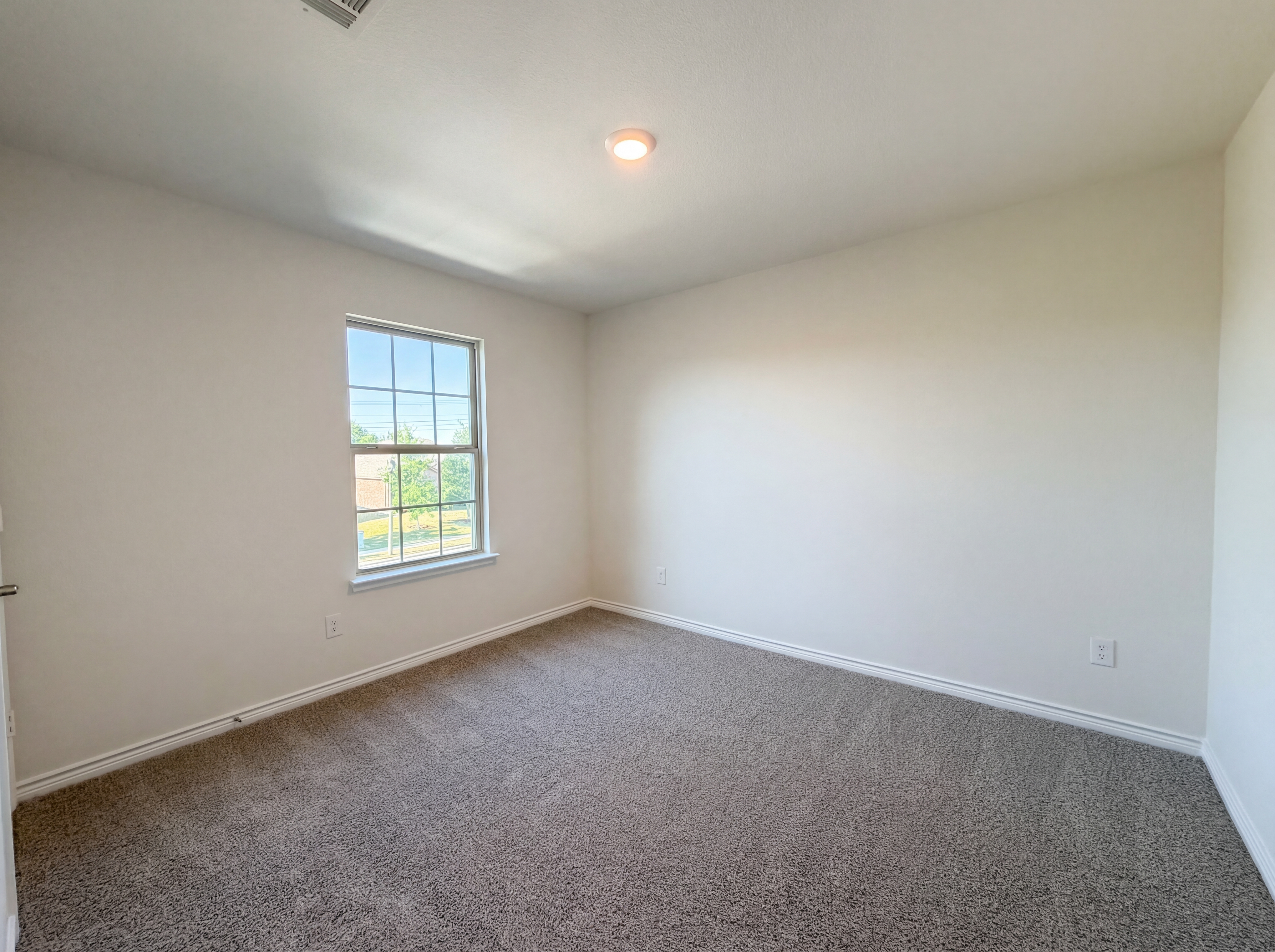 Photo 18 of 25 of 1012 Crepe Myrtle Ln, Anna, TX