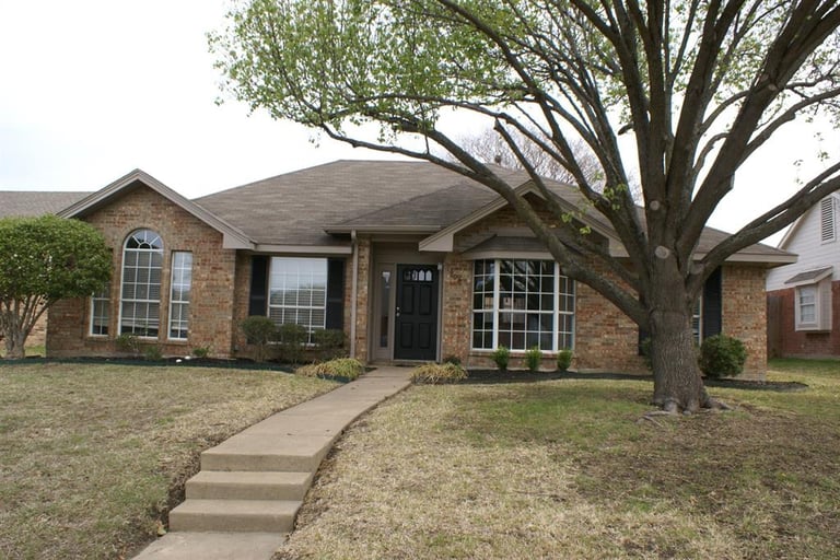 1906 Quail Hill Cir, Garland, TX 75040 Opendoor