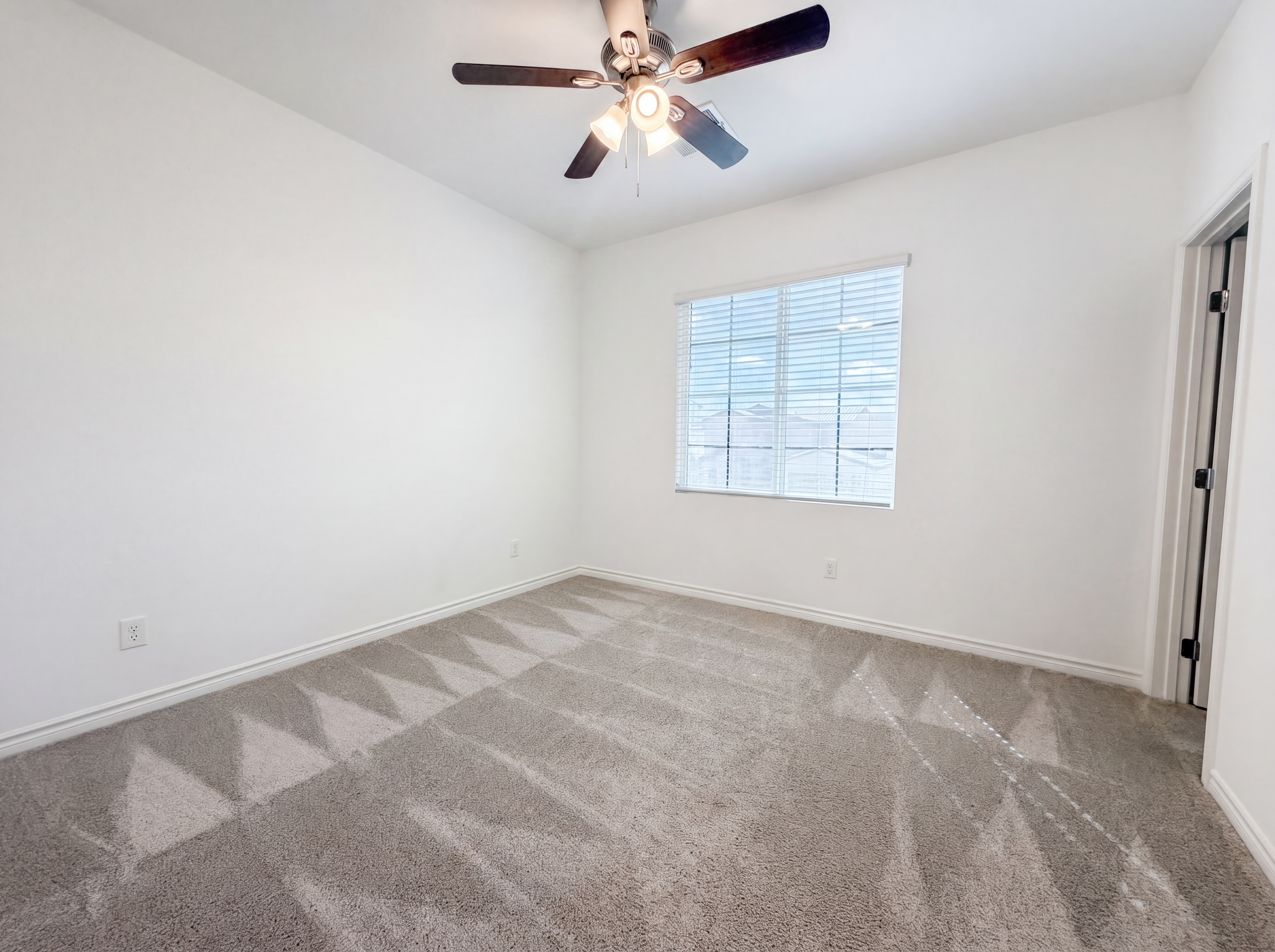 Photo 17 of 27 of 2270 Luna Haven St, Henderson, NV