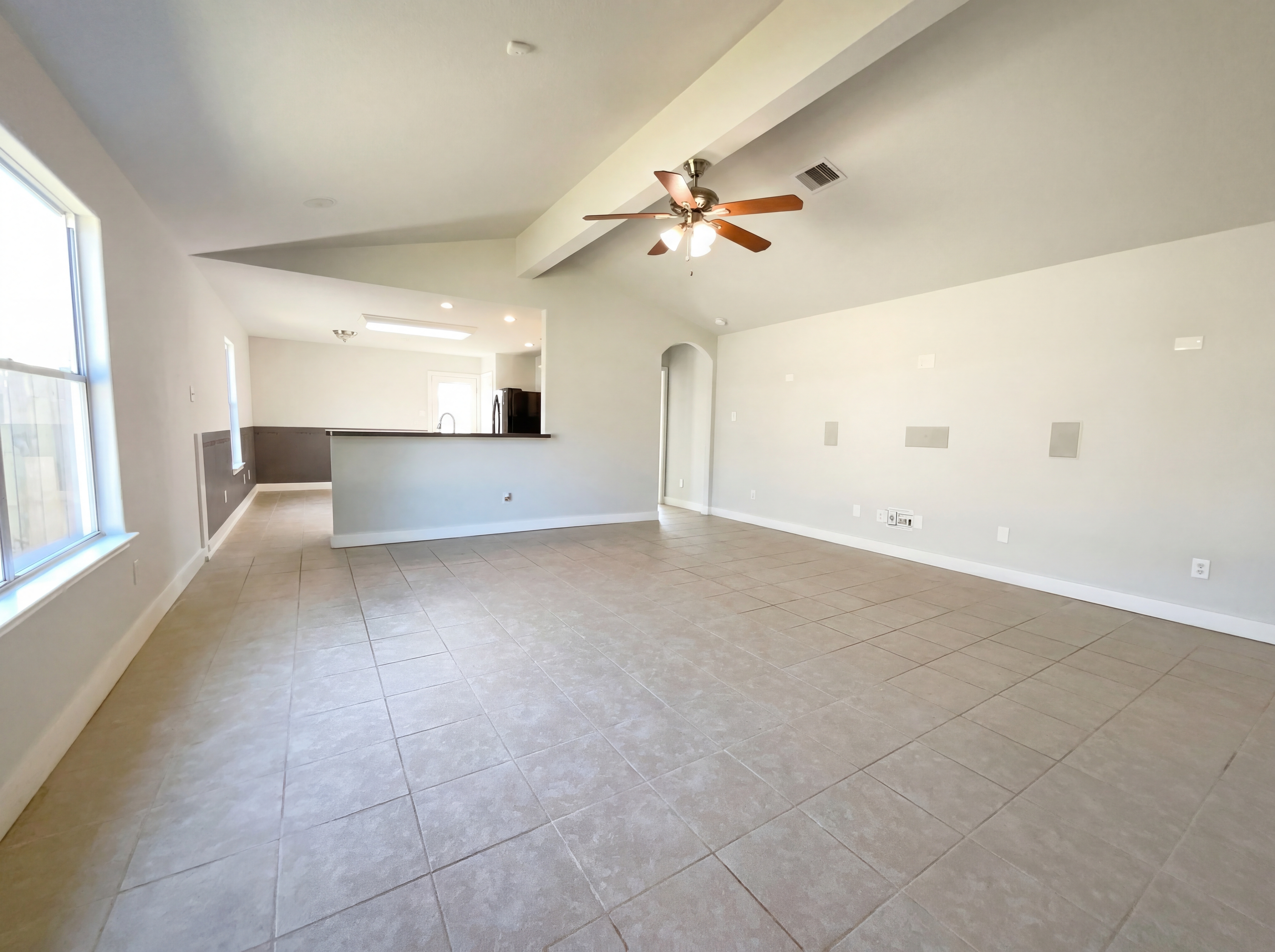 Photo 7 of 16 of 7015 Rosebud Hollow Ln, Richmond, TX