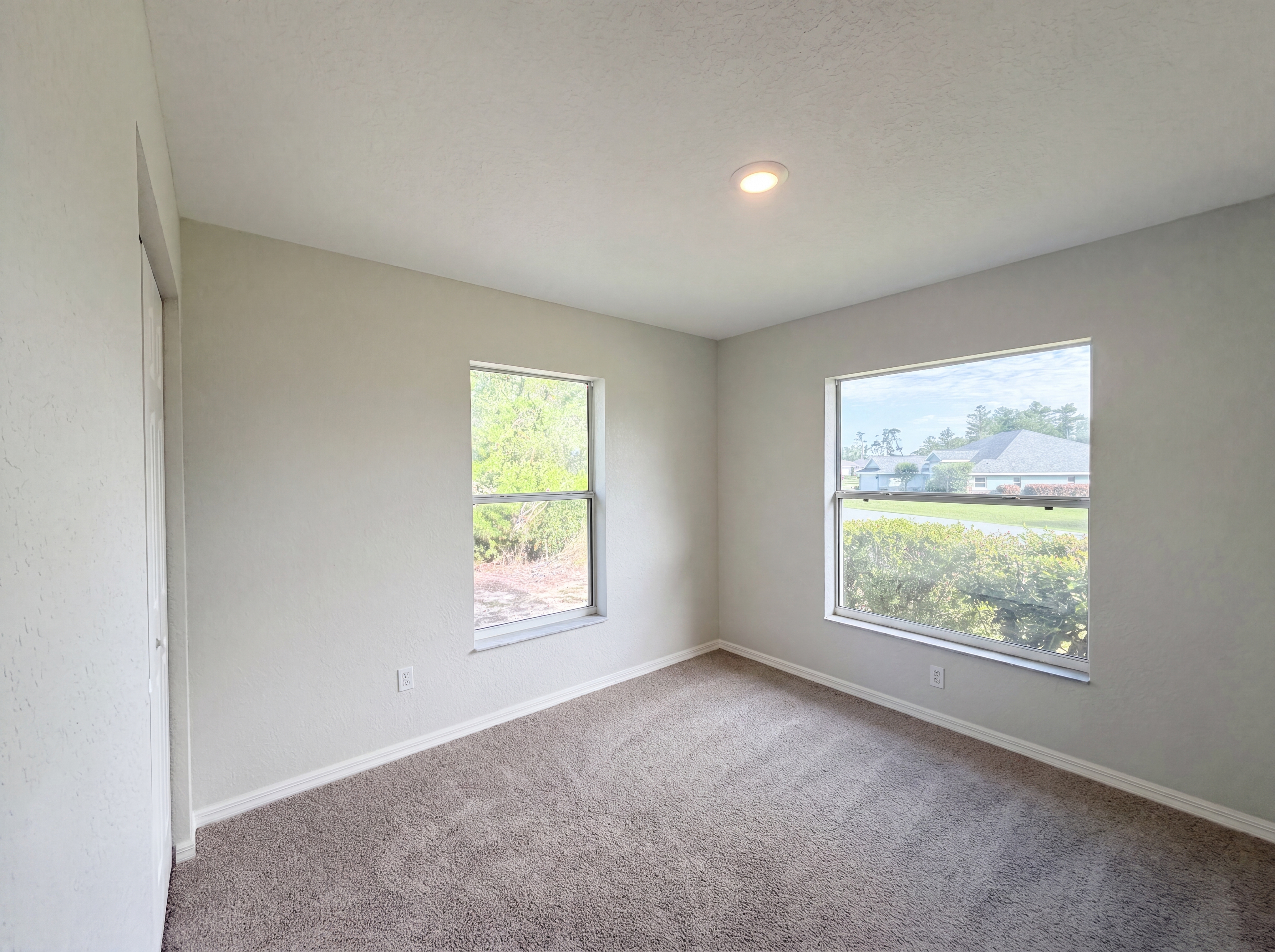 Photo 9 of 25 of 17956 SW 25th Avenue Rd, Ocala, FL