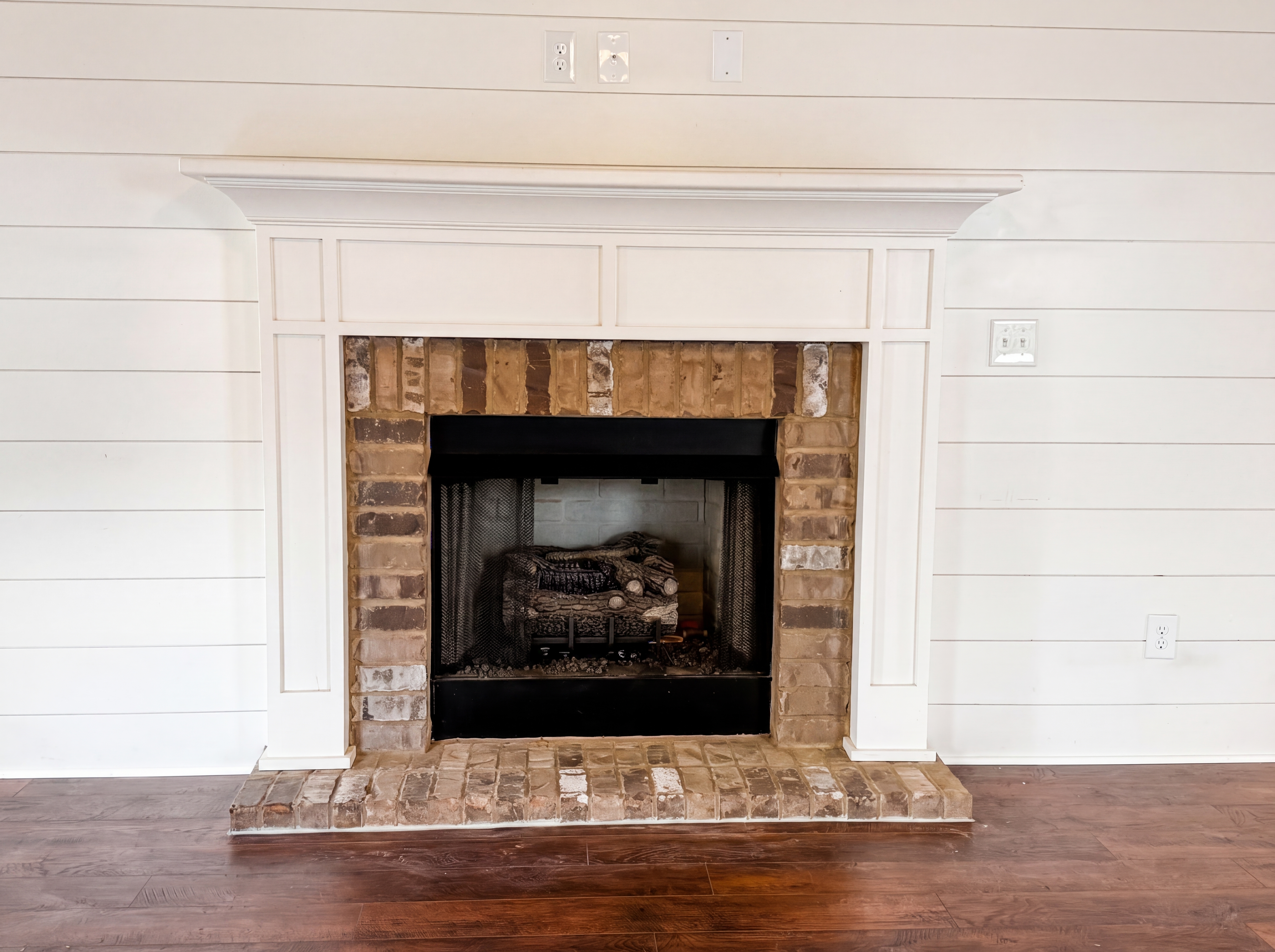Photo 6 of 25 of 24 Silky Oak Cir SW, Huntsville, AL