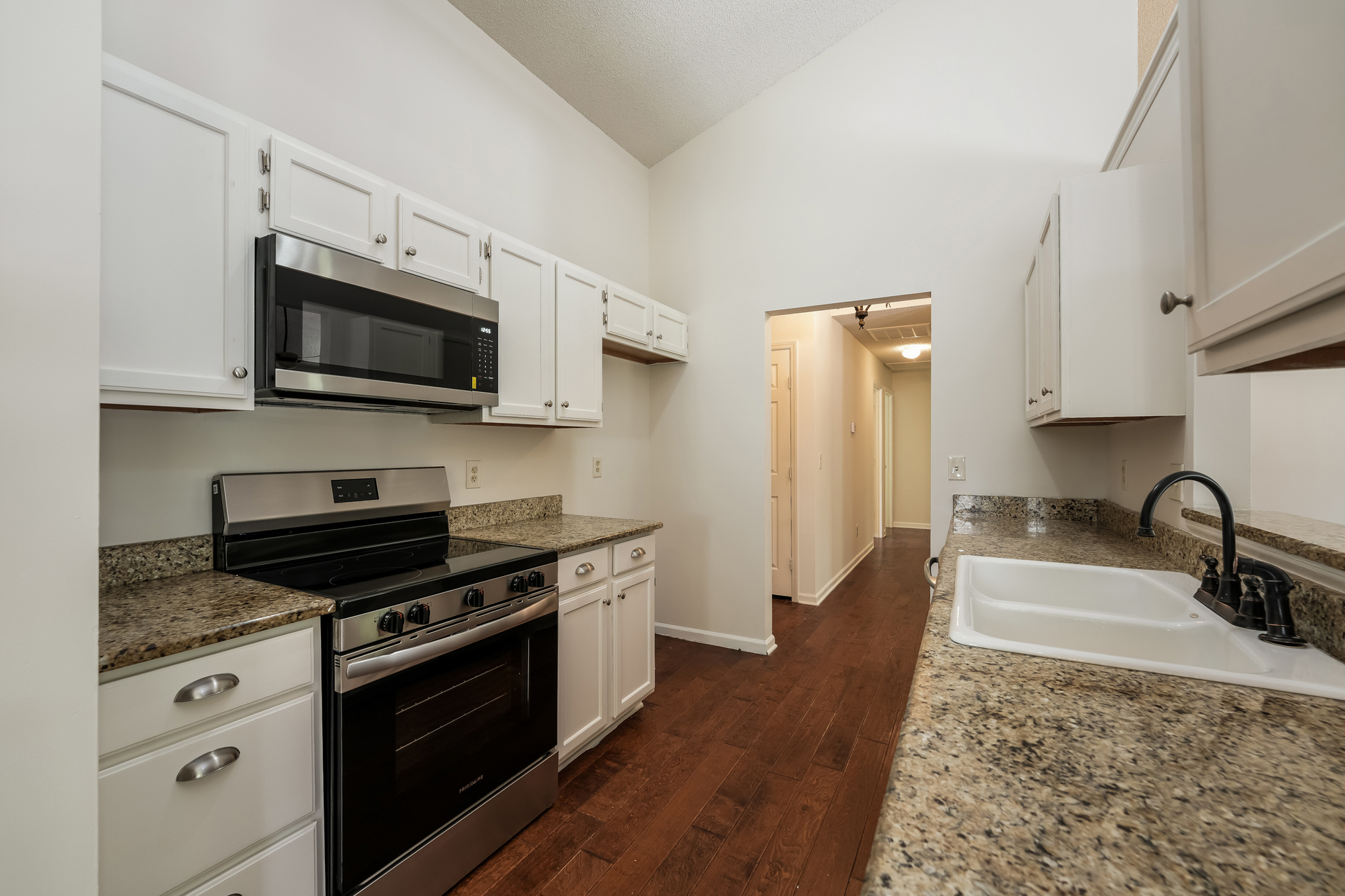 Photo 14 of 21 of 105 Ceaton Ct, Goose Creek, SC