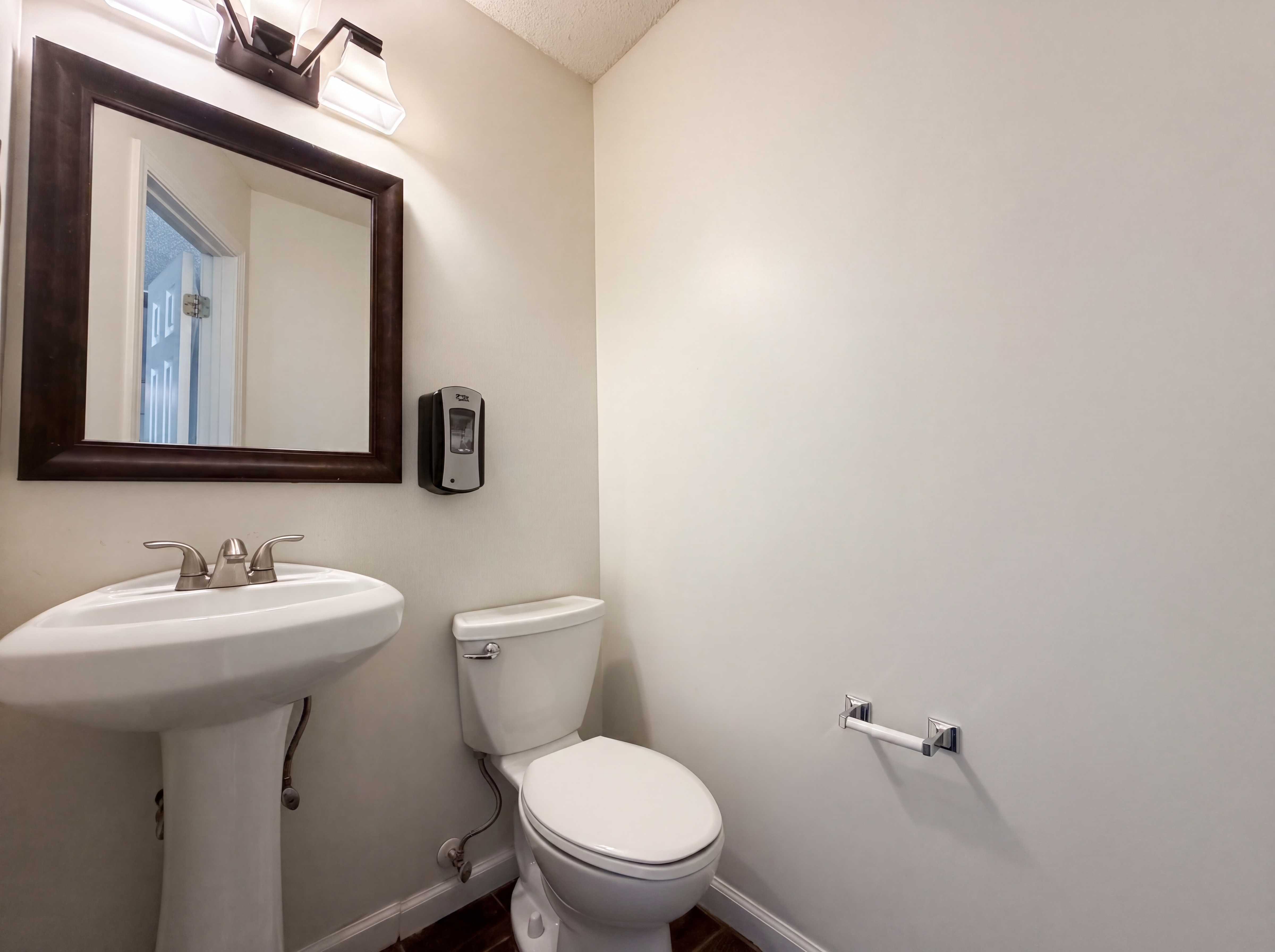 Photo 19 of 27 of 3753 Soapstone Rd, Decatur, GA