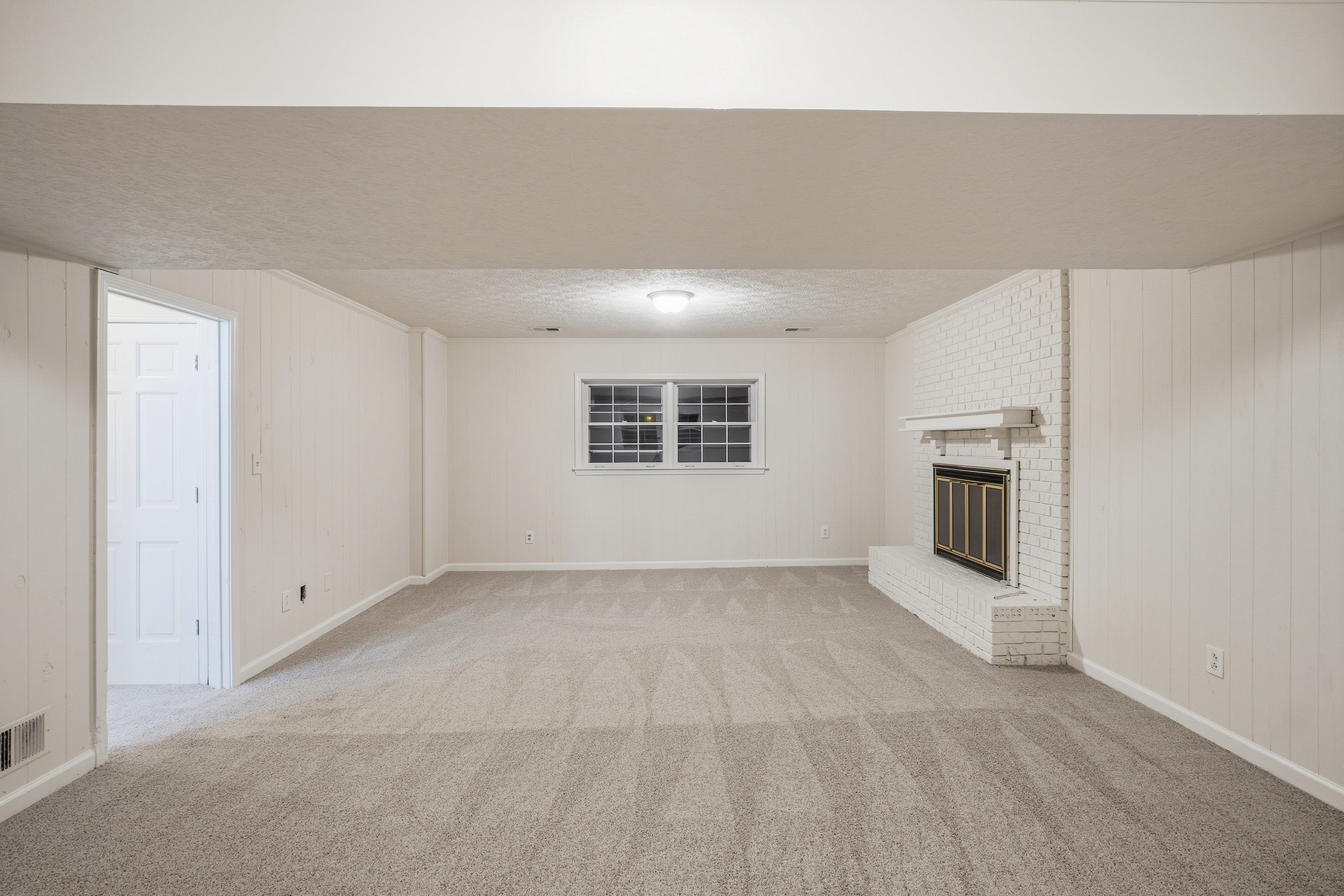 Photo 19 of 27 of 4222 King James Ct, Snellville, GA