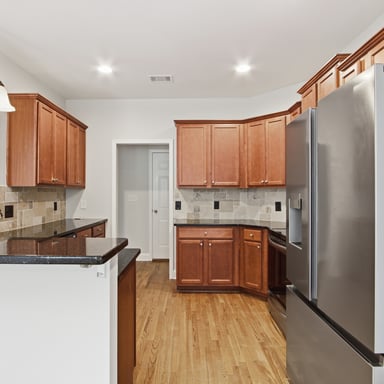 Property photo 2 of 30 Roberson Dr NE