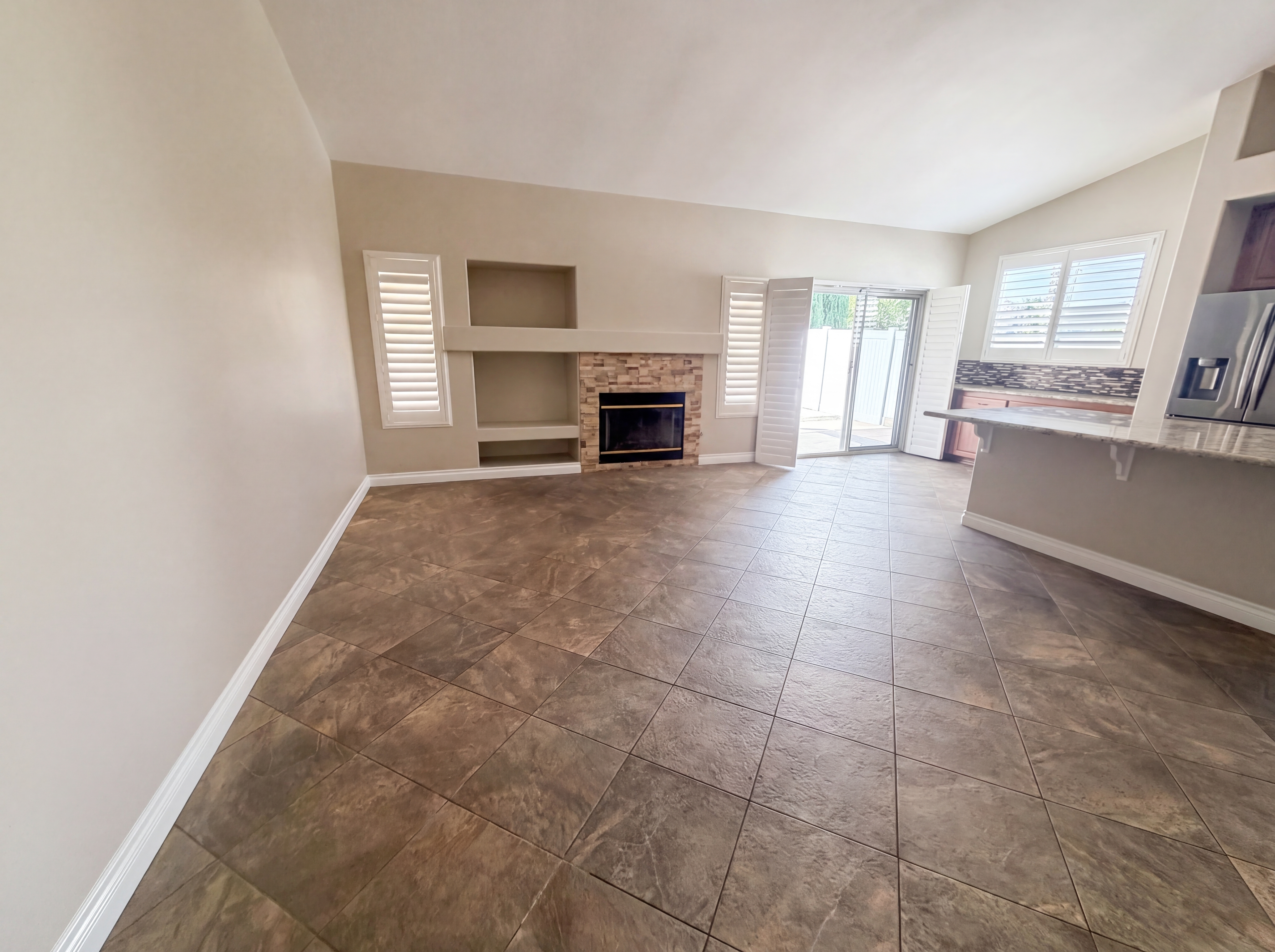 Photo 8 of 34 of 3630 Vanderbilt Dr, Corona, CA