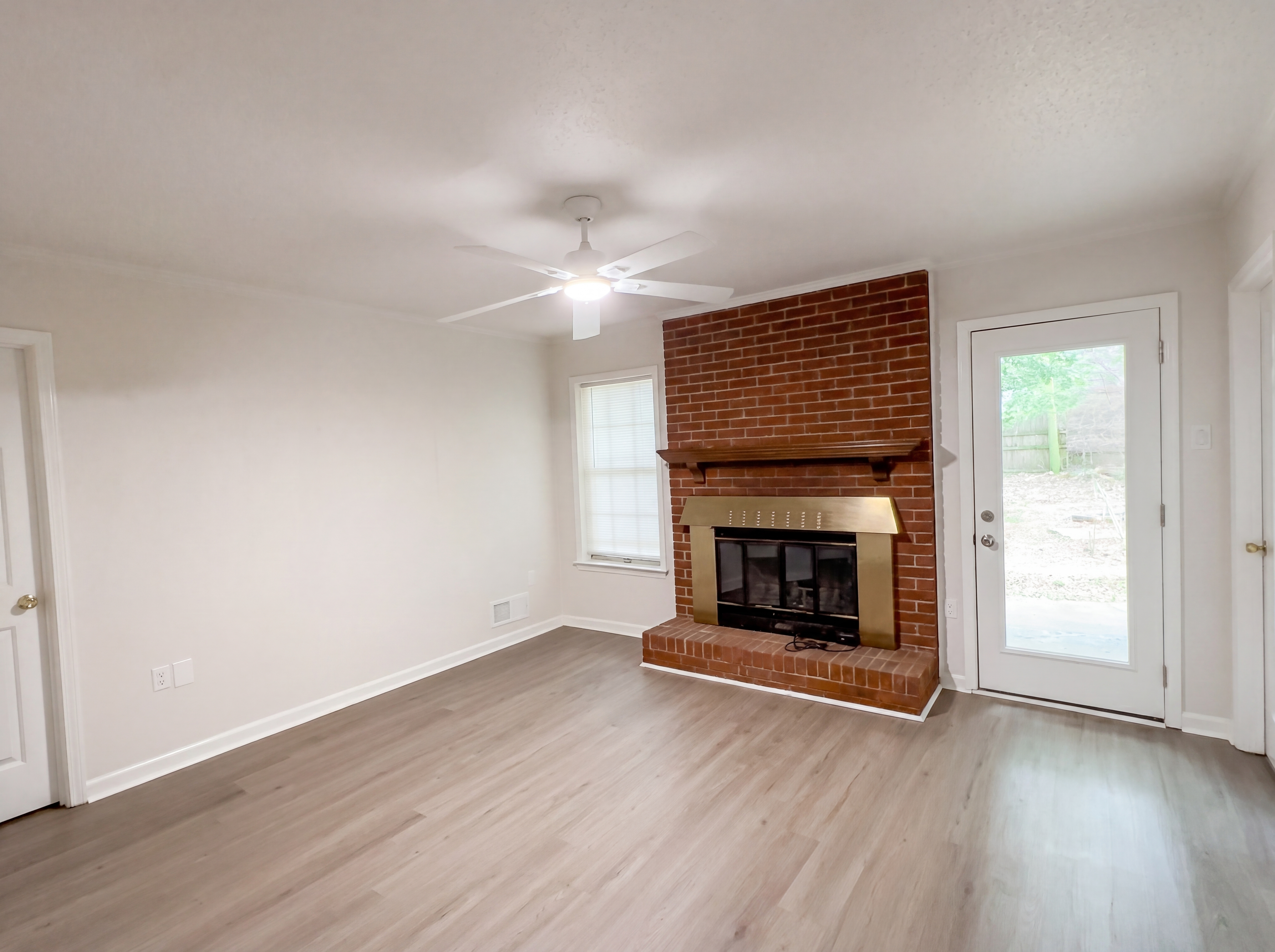 Photo 9 of 43 of 4803 Priscilla Ave, Memphis, TN