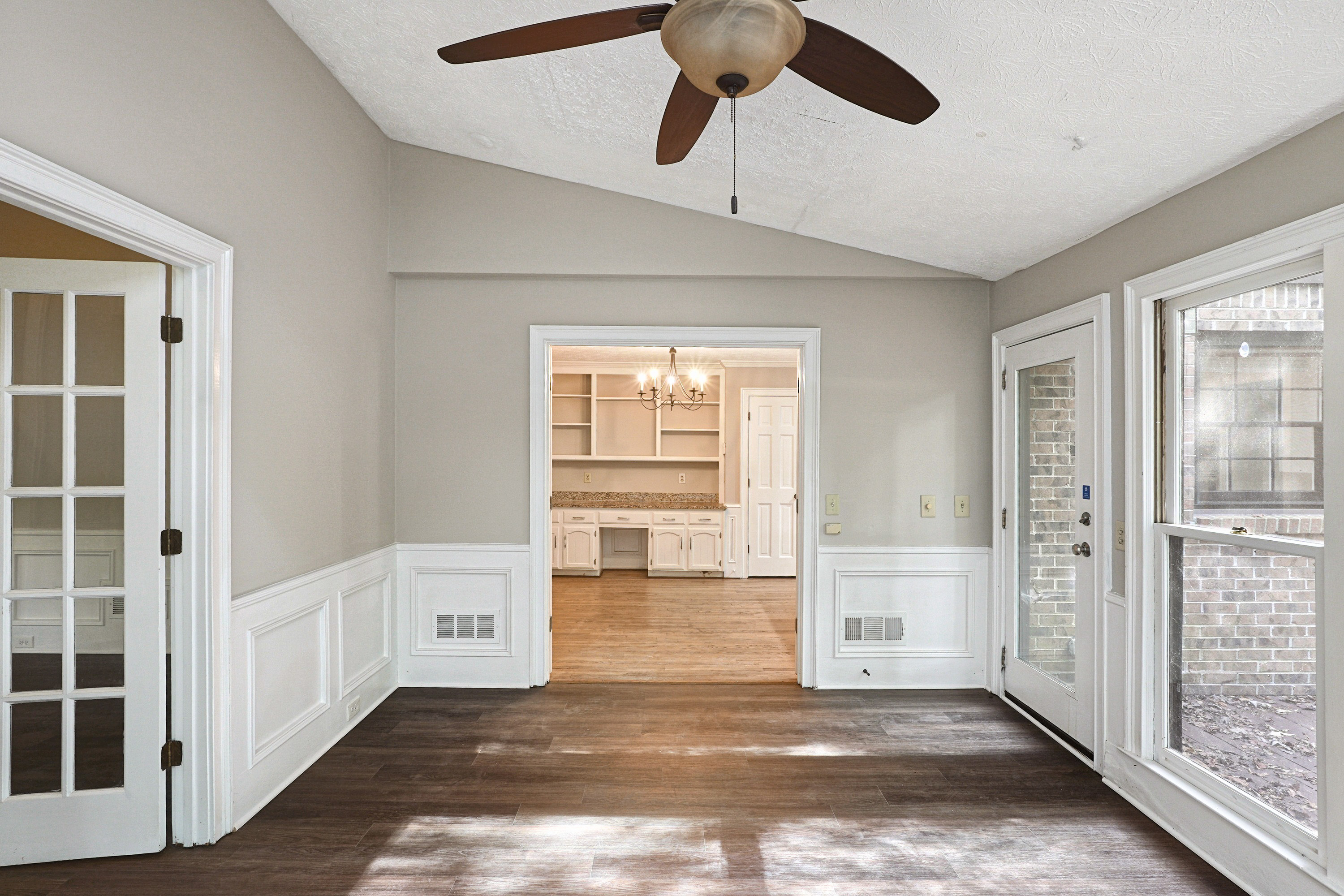 Photo 12 of 63 of 2360 Kimbrough Ct, Sandy Springs, GA