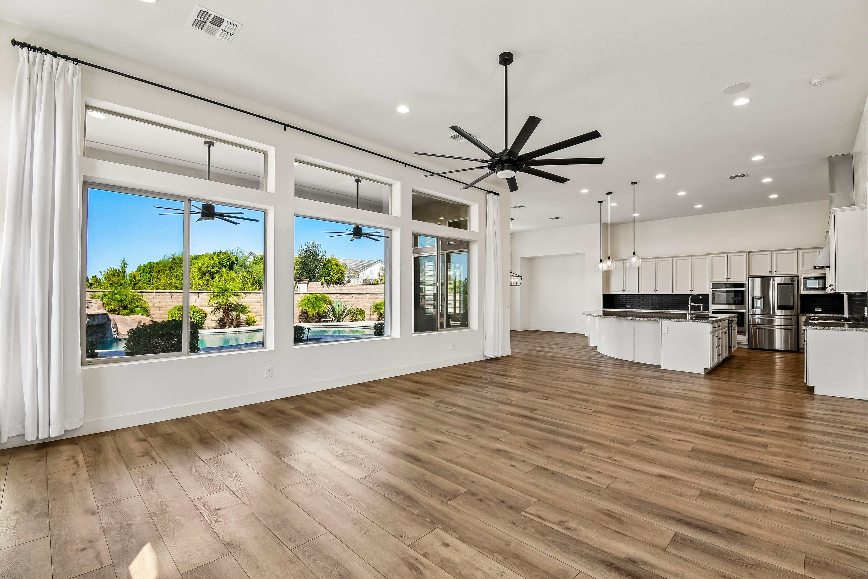 Photo 12 of 32 of 6138 S Granite St, Gilbert, AZ