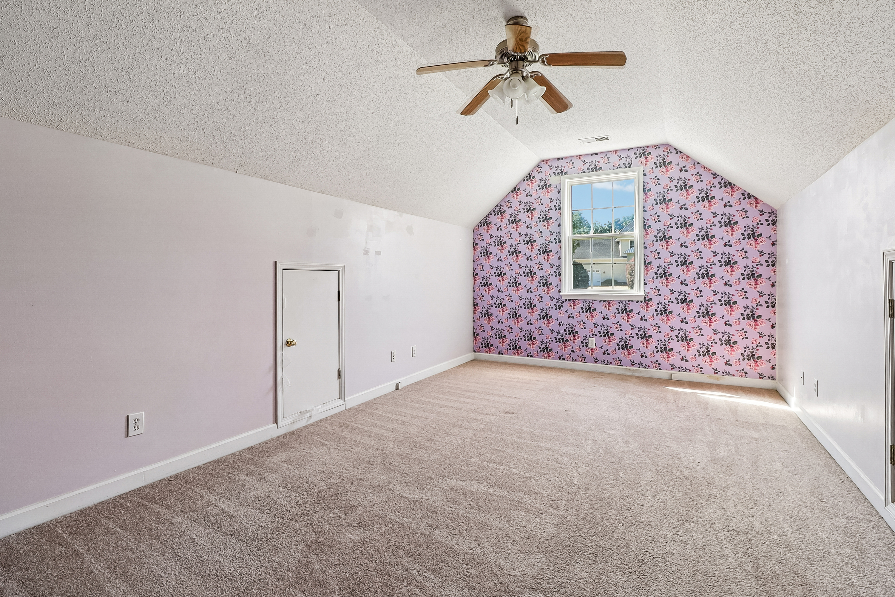 Photo 31 of 44 of 168 Hollow Tree Ct, Lugoff, SC