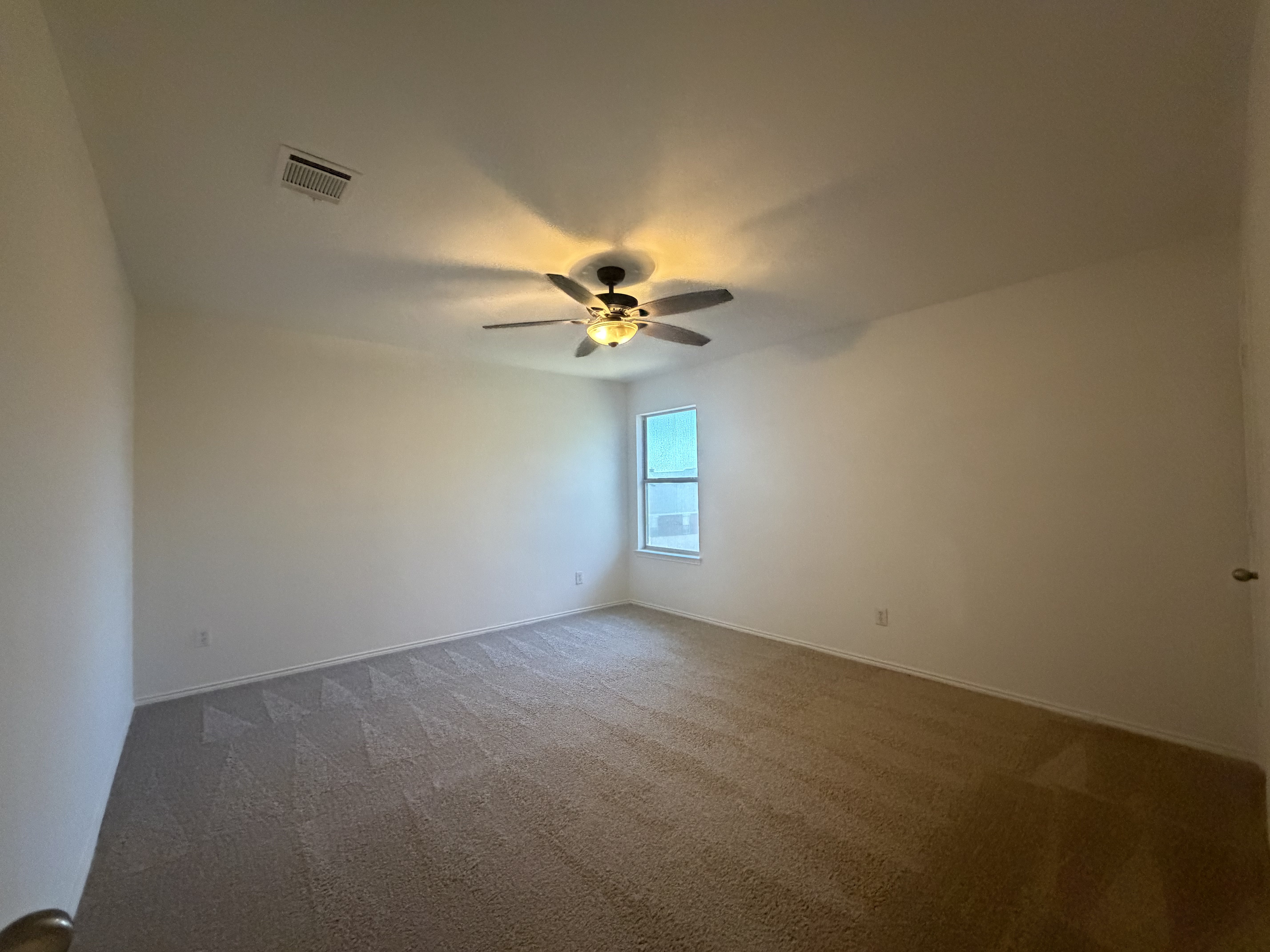 Photo 21 of 35 of 1207 Toledo Bend Dr, Princeton, TX
