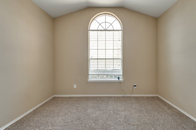 Photo 19 of 28 - 7254 Summit Parc Dr, Dallas, TX 75249
