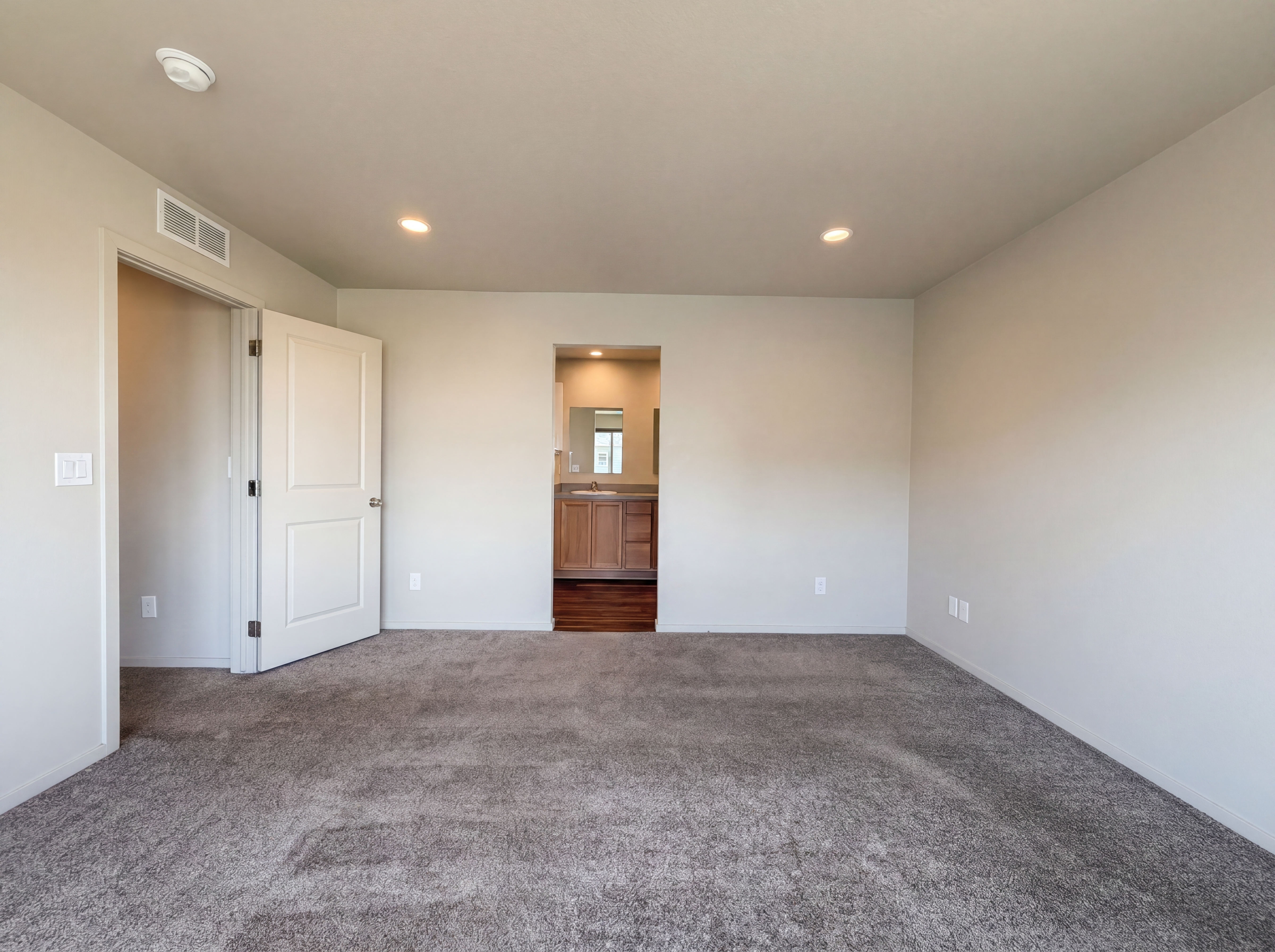 Photo 17 of 42 of 12746 River Rock Way, Longmont, CO