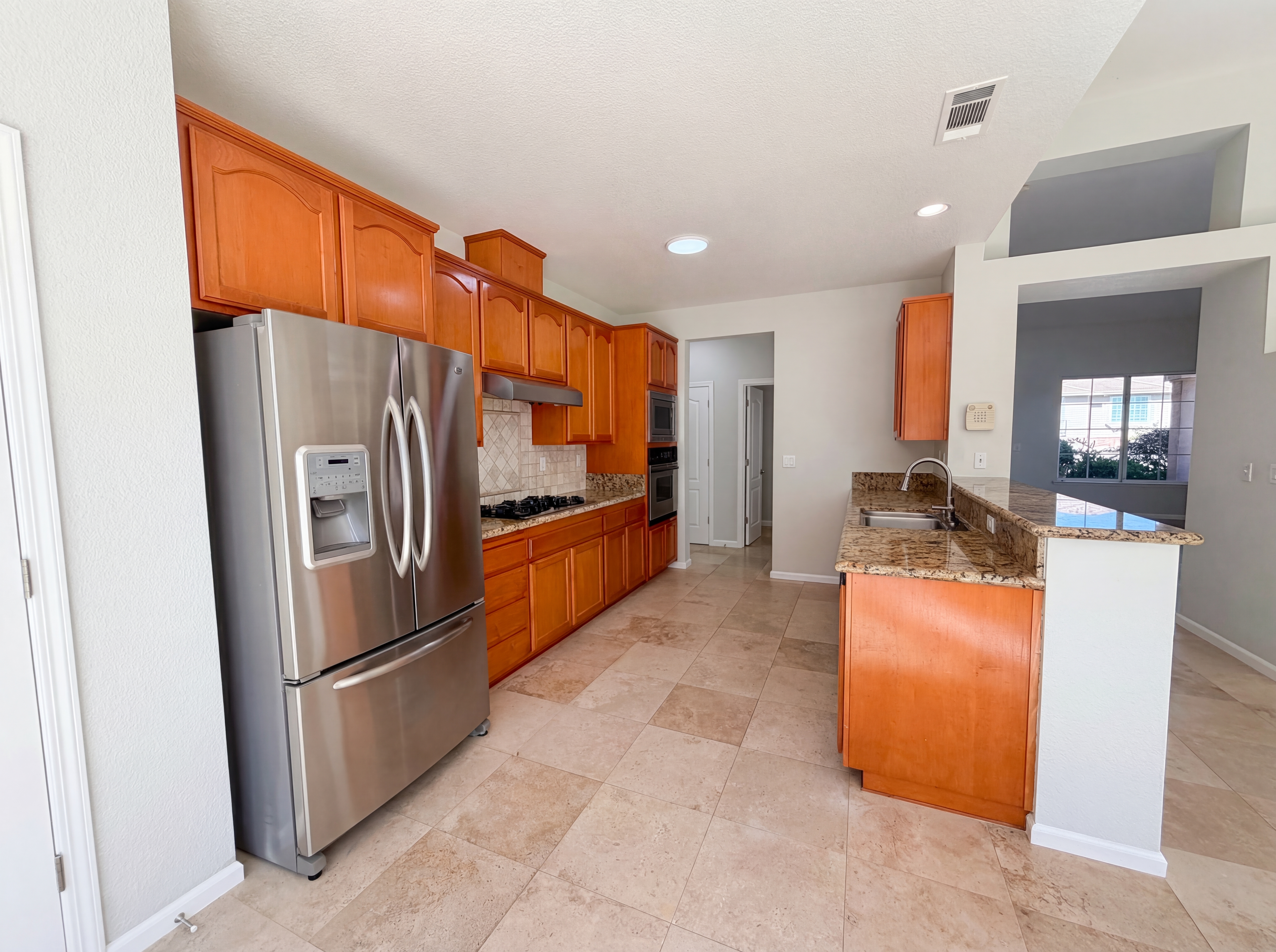 Photo 20 of 47 of 1257 Brooktrail Dr, Pittsburg, CA
