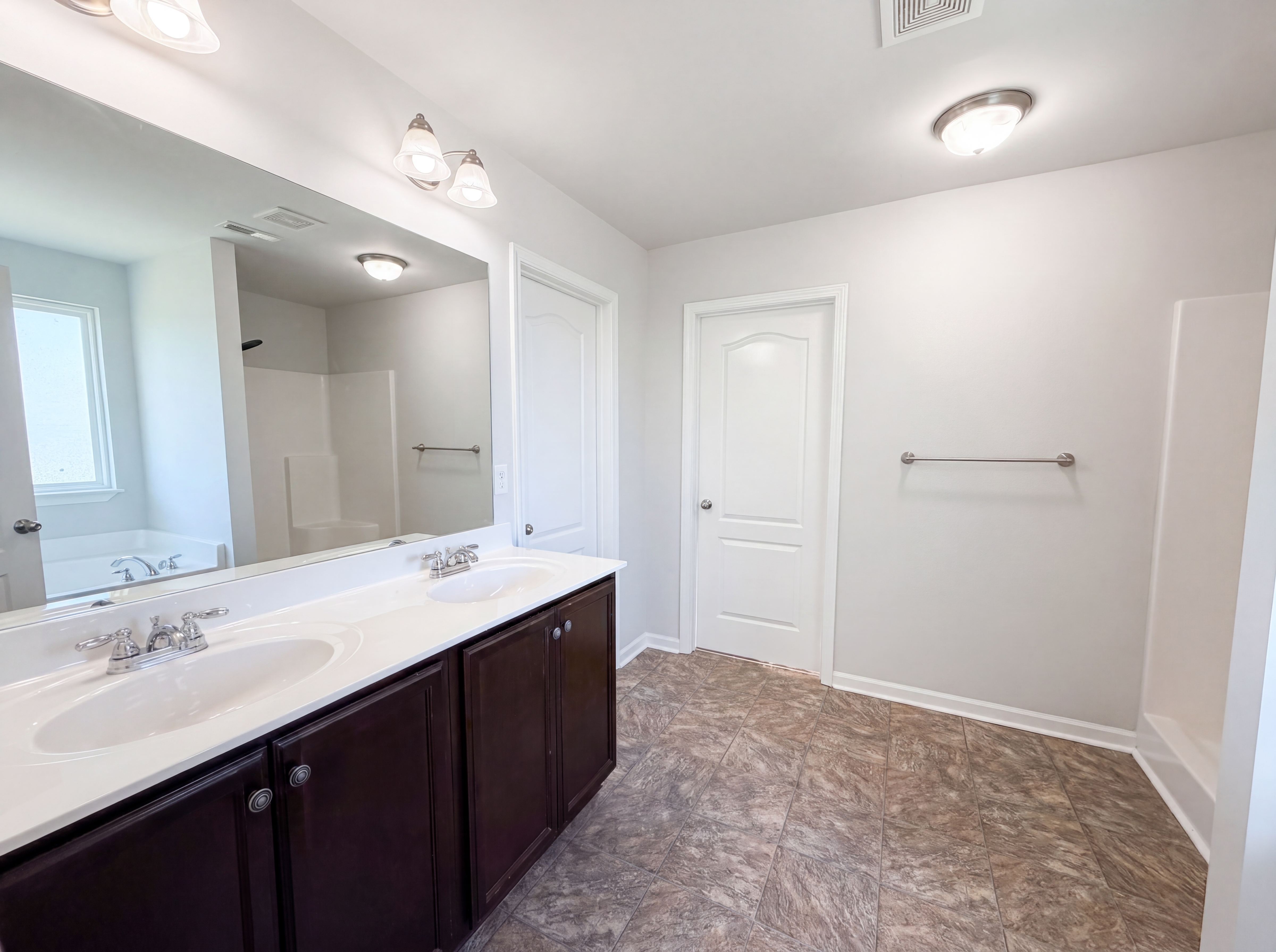Photo 16 of 21 of 129 Saddlebrook Ave, Pickens, SC