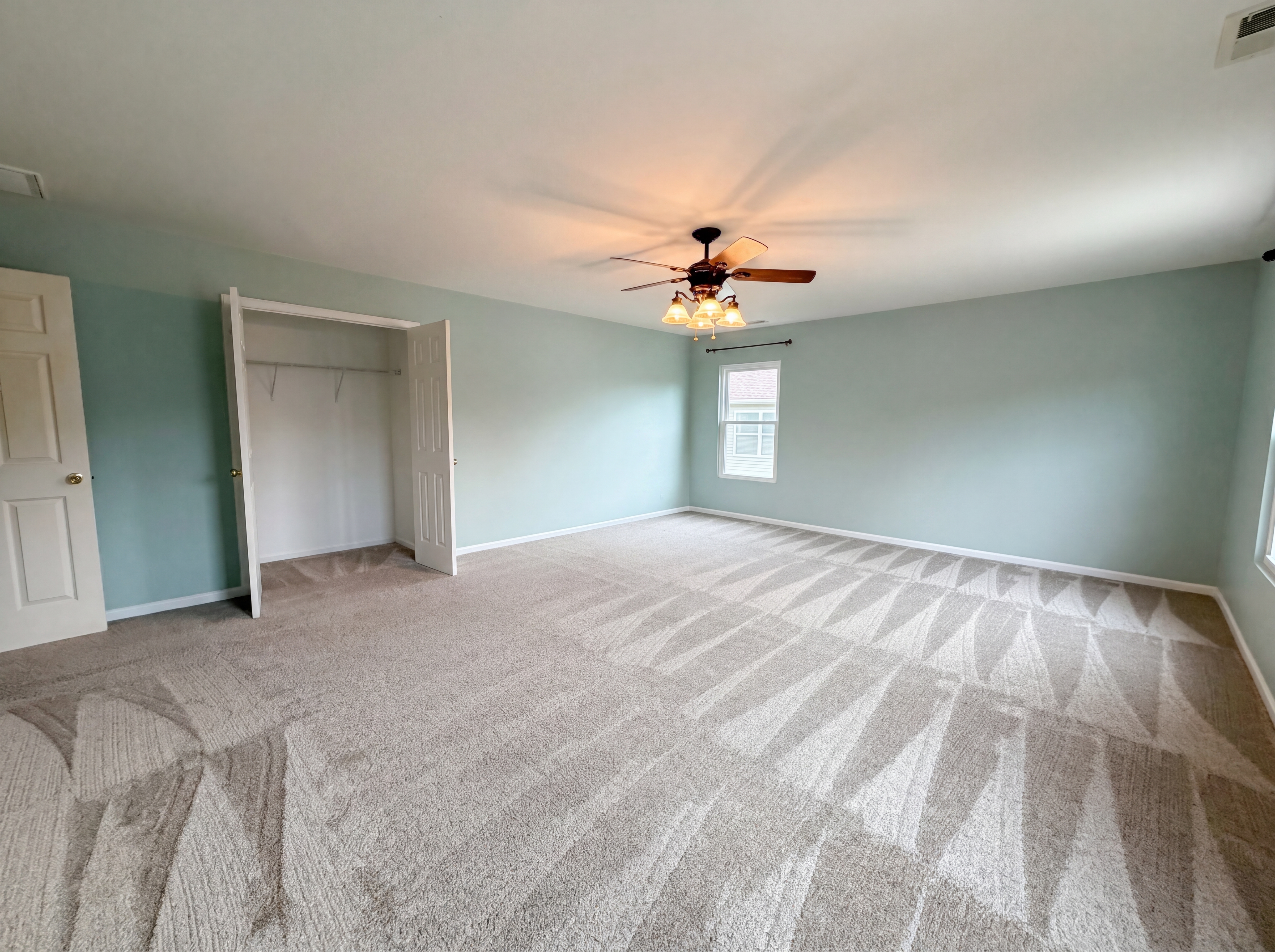 Photo 10 of 18 of 221 Sycamore Creek Rd, Fort Mill, SC