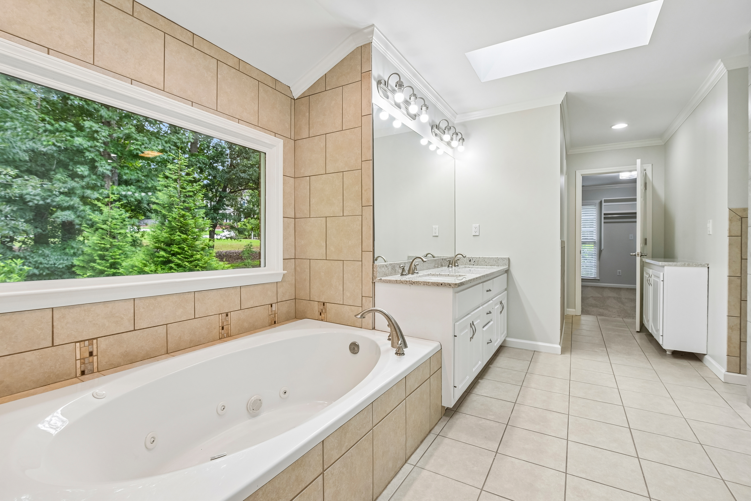 Photo 29 of 79 of 2077 Coolidge Way NW, Acworth, GA