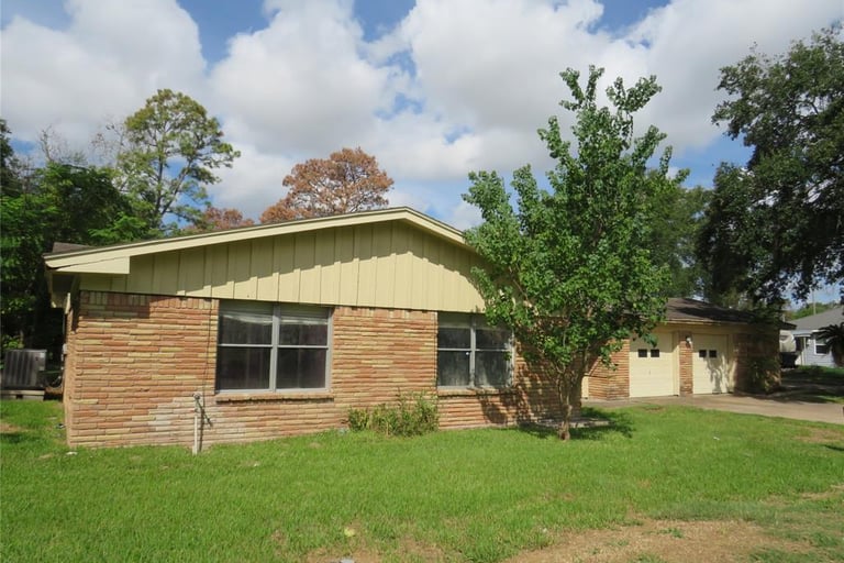 default property photo