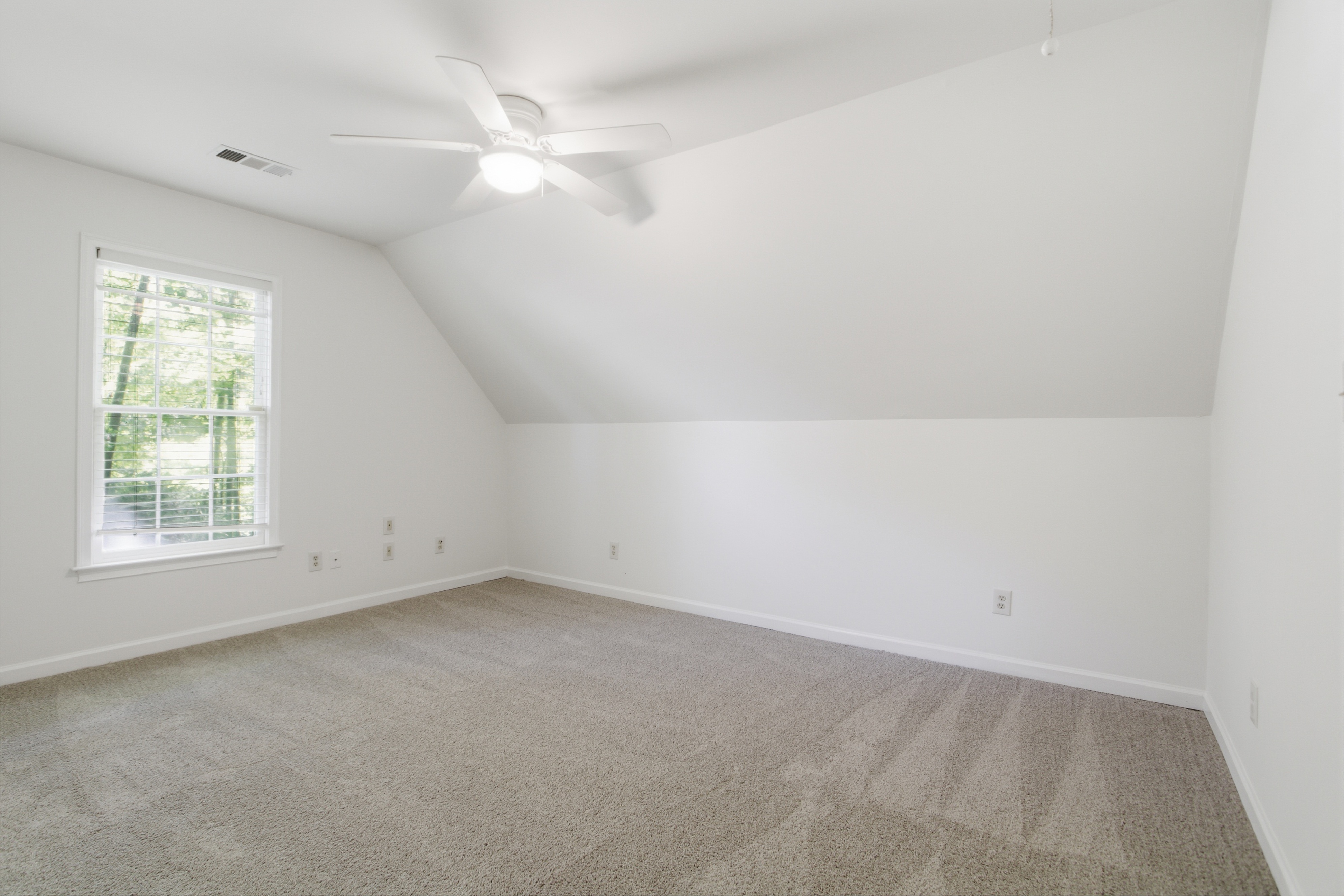 Photo 22 of 38 of 86 Lancaster Way, Newnan, GA