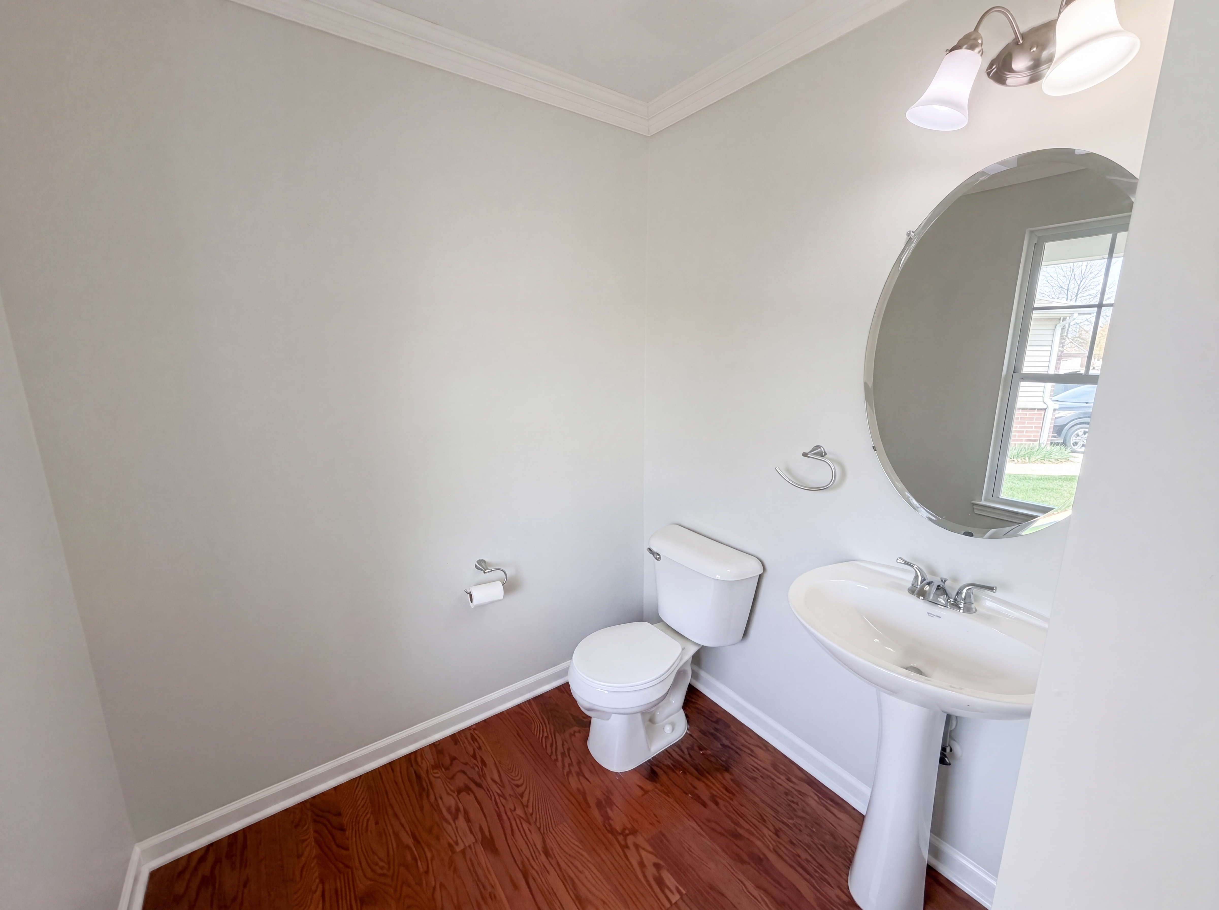 Photo 22 of 44 of 42824 Greystone Dr, Sterling Heights, MI