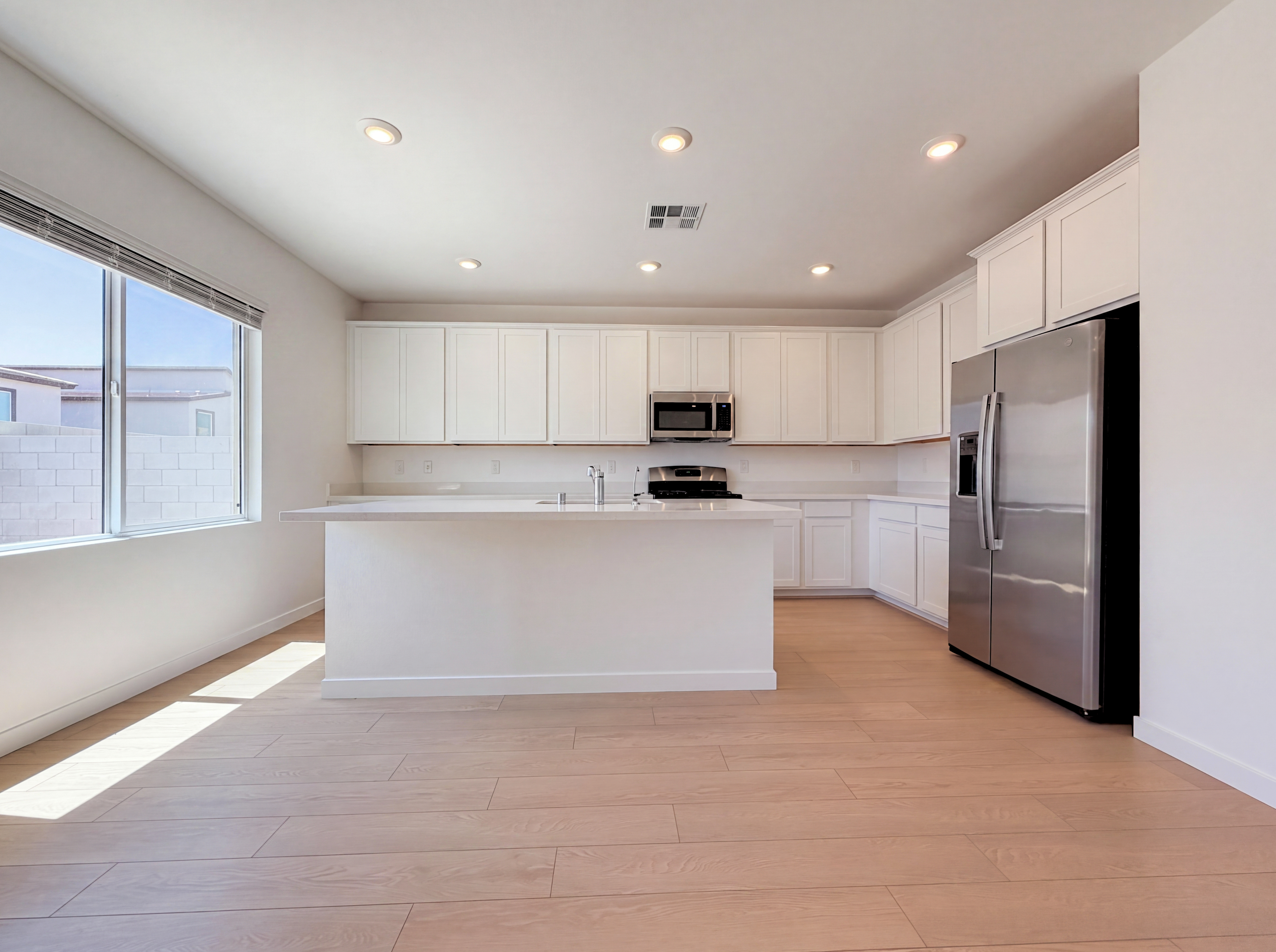 Photo 2 of 22 of 8379 W Rochelle Ave, Las Vegas, NV