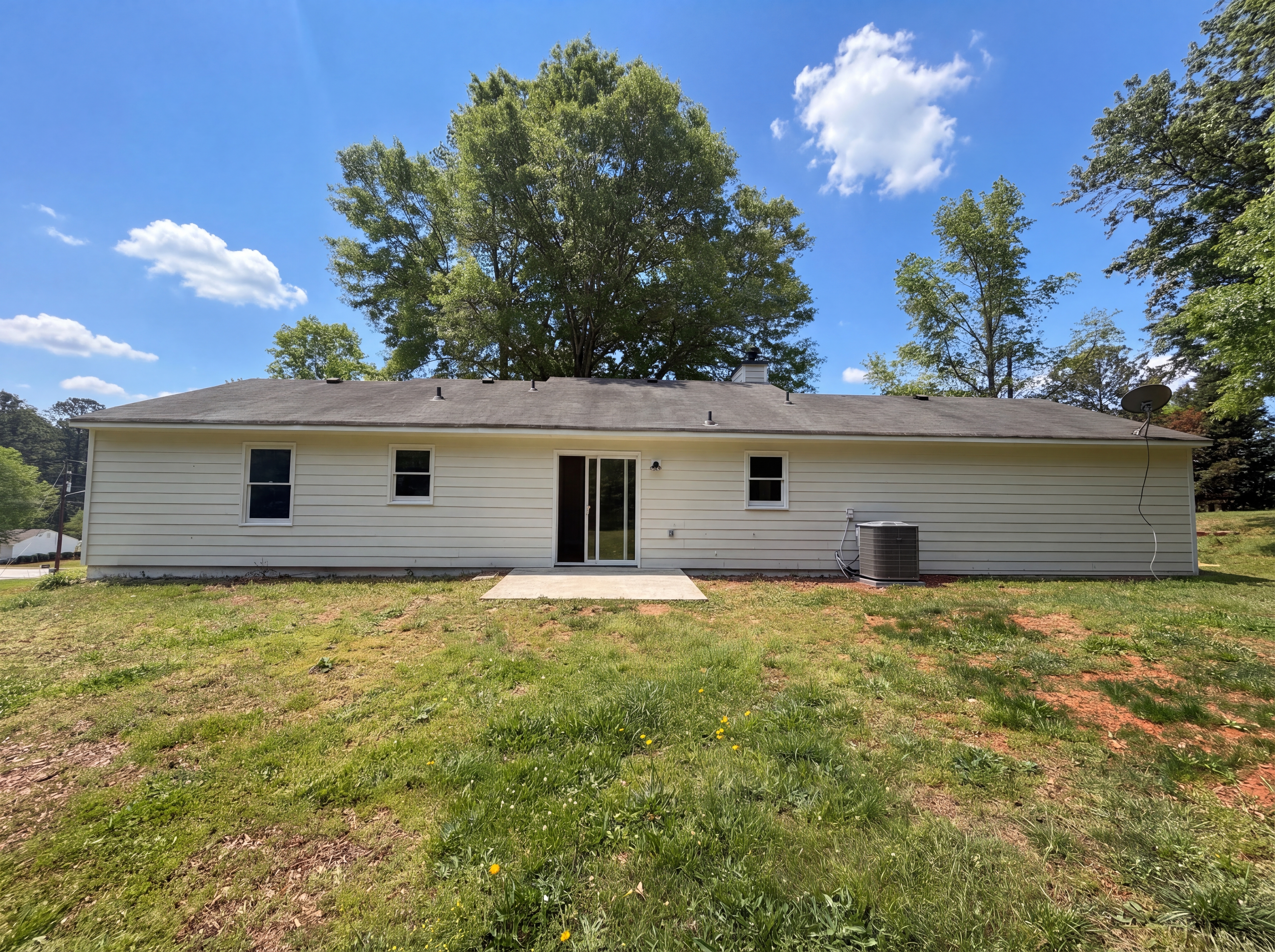 Photo 5 of 16 of 1514 Willow Gate Way, Auburn, GA