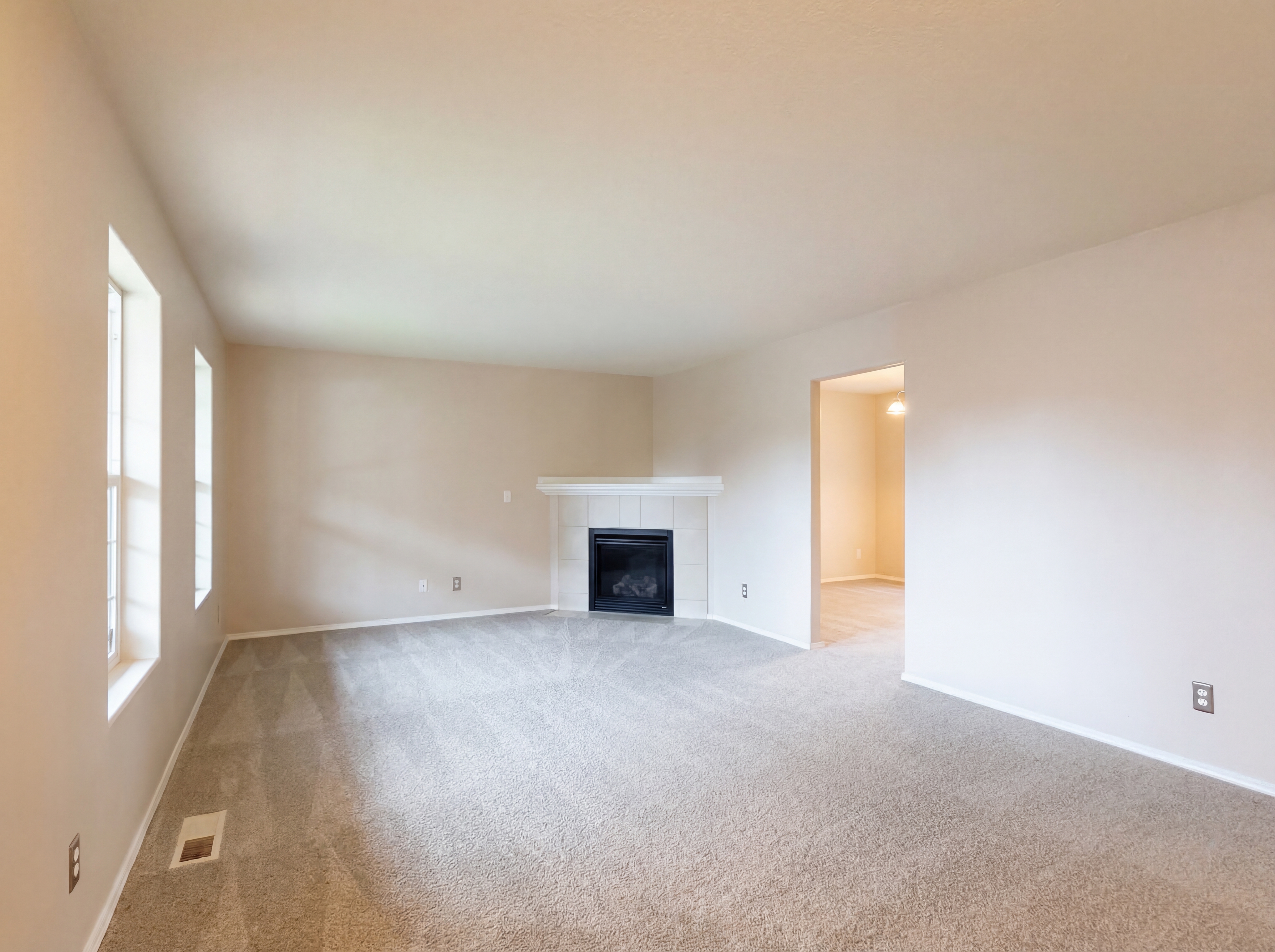 Photo 3 of 27 of 35056 Whitetail Ave, Saint Helens, OR