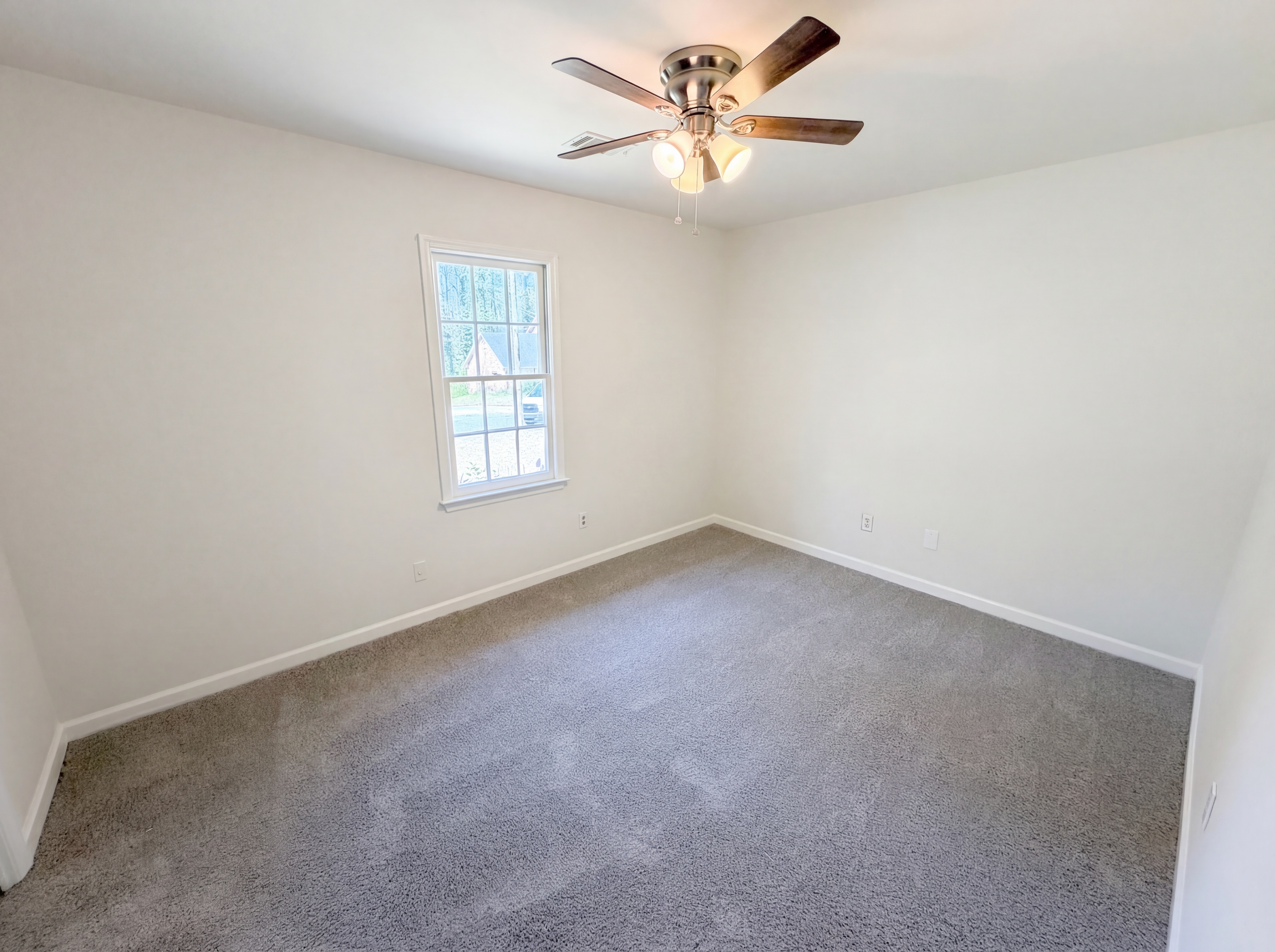 Photo 10 of 18 of 5003 Henson Dr SW, Mableton, GA