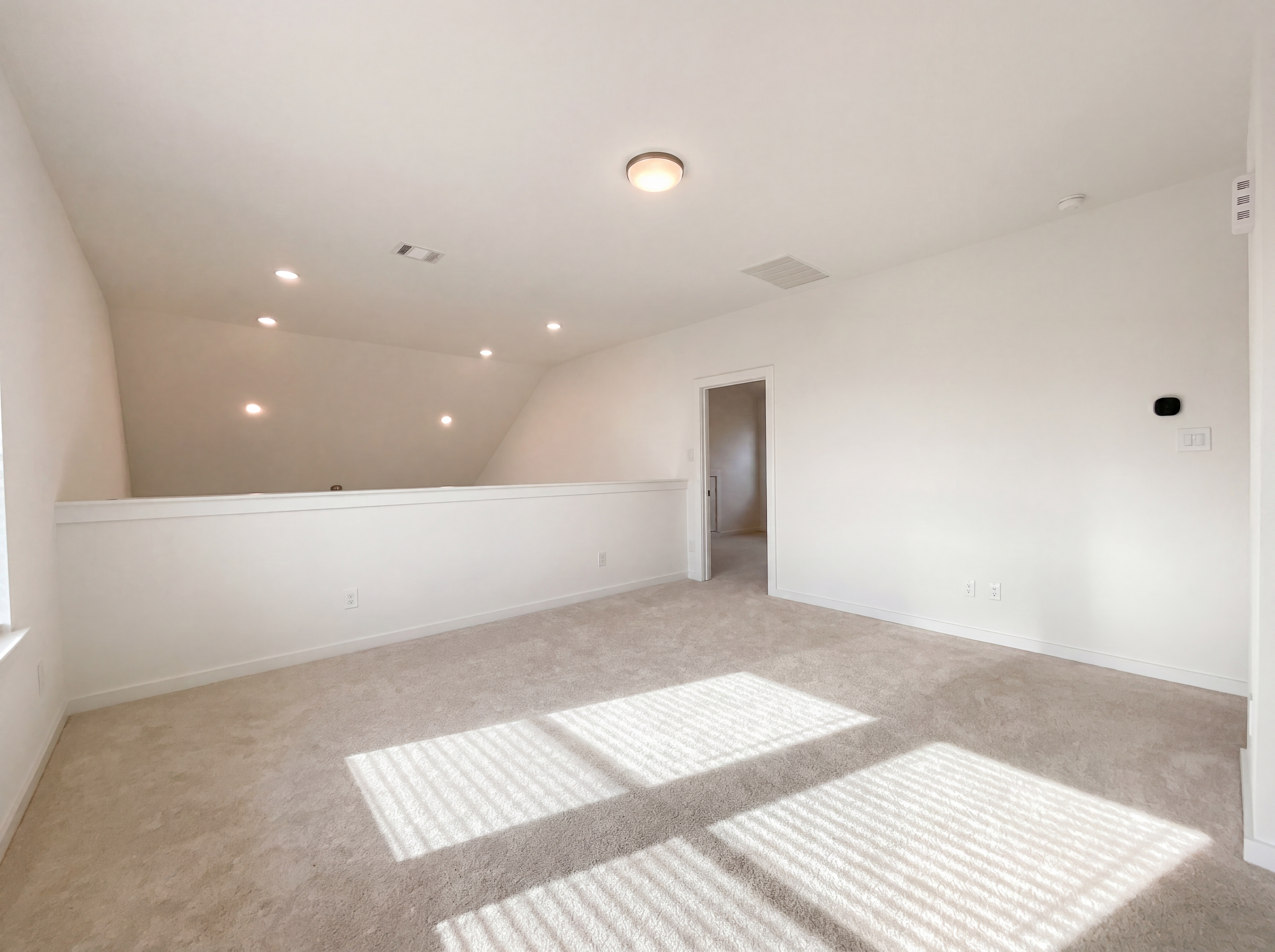 Photo 16 of 19 of 118 Neches Nook Ct, Conroe, TX