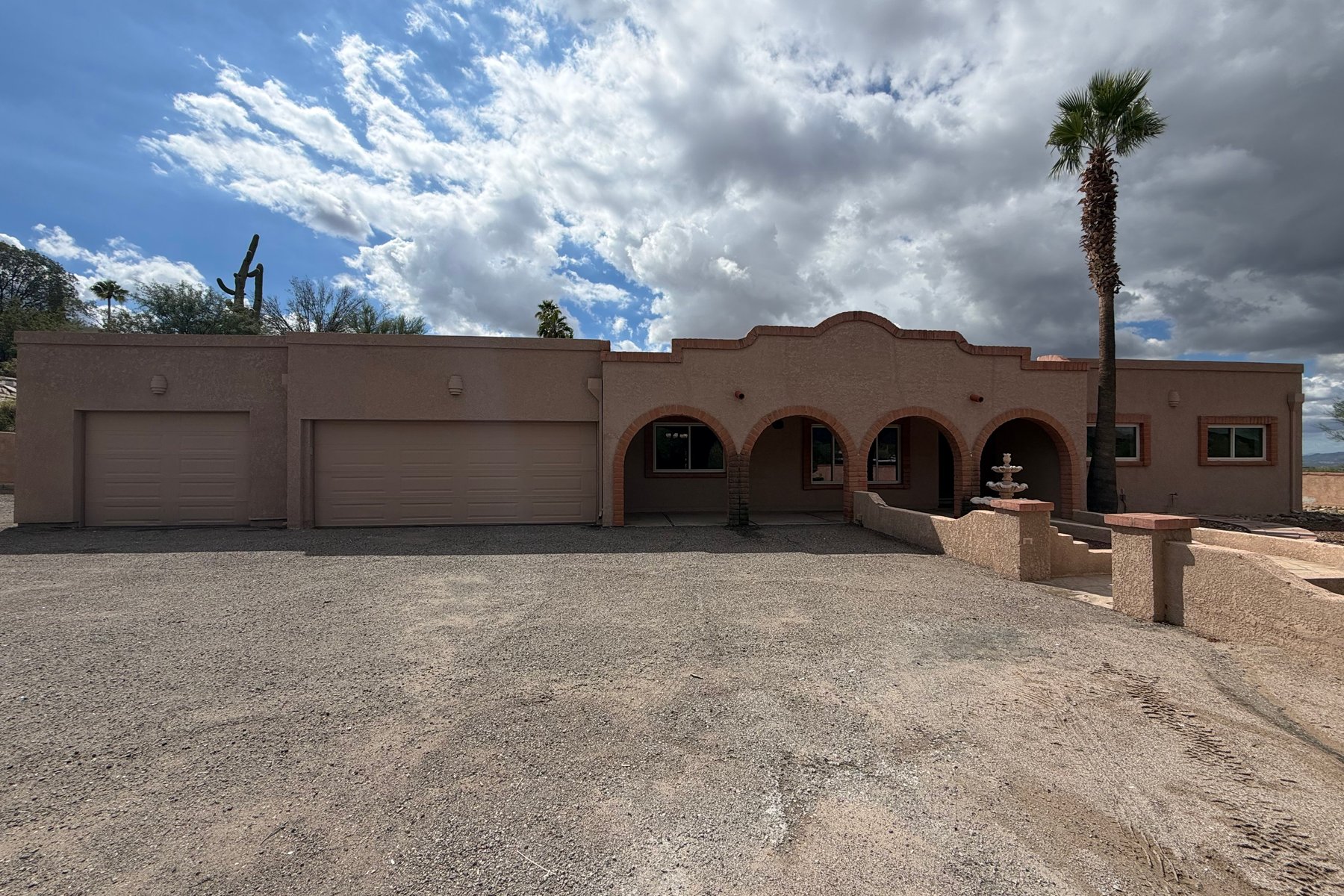 Photo 1 of 5611 N Placita Arizpe