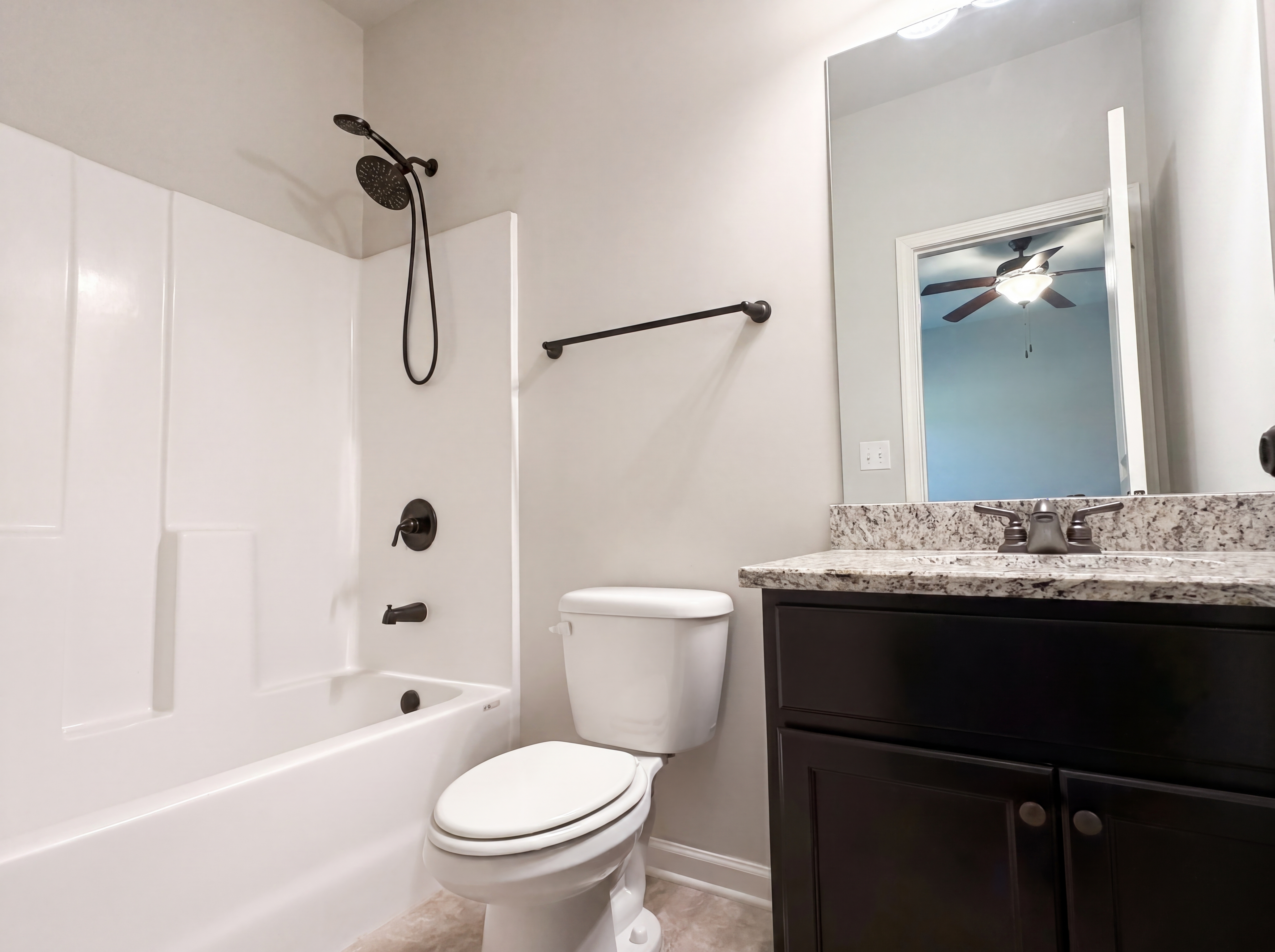 Photo 20 of 47 of 2144 Airline Rd, McDonough, GA