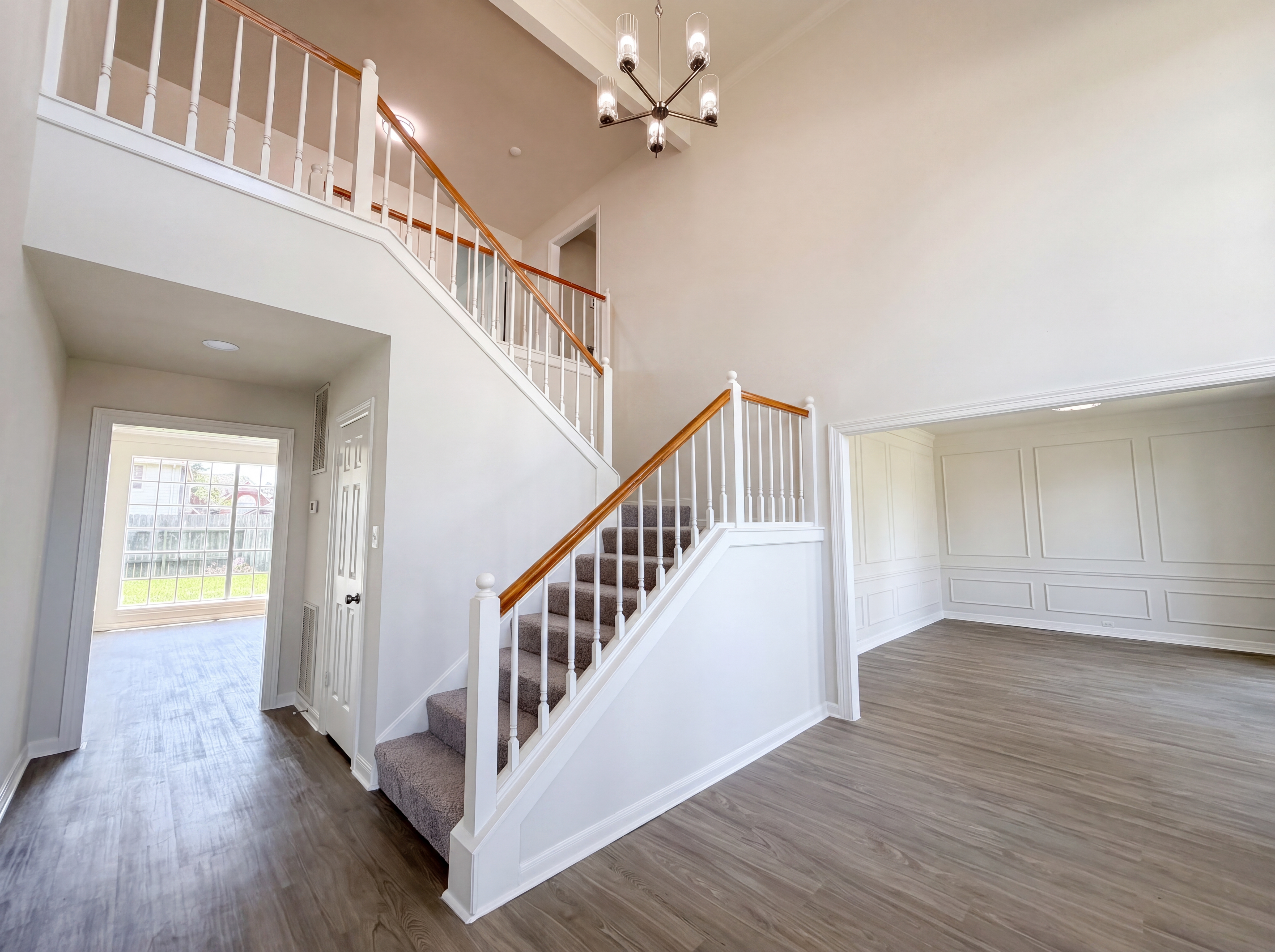 Photo 6 of 22 of 2124 Wimbleton Ct, Pearland, TX