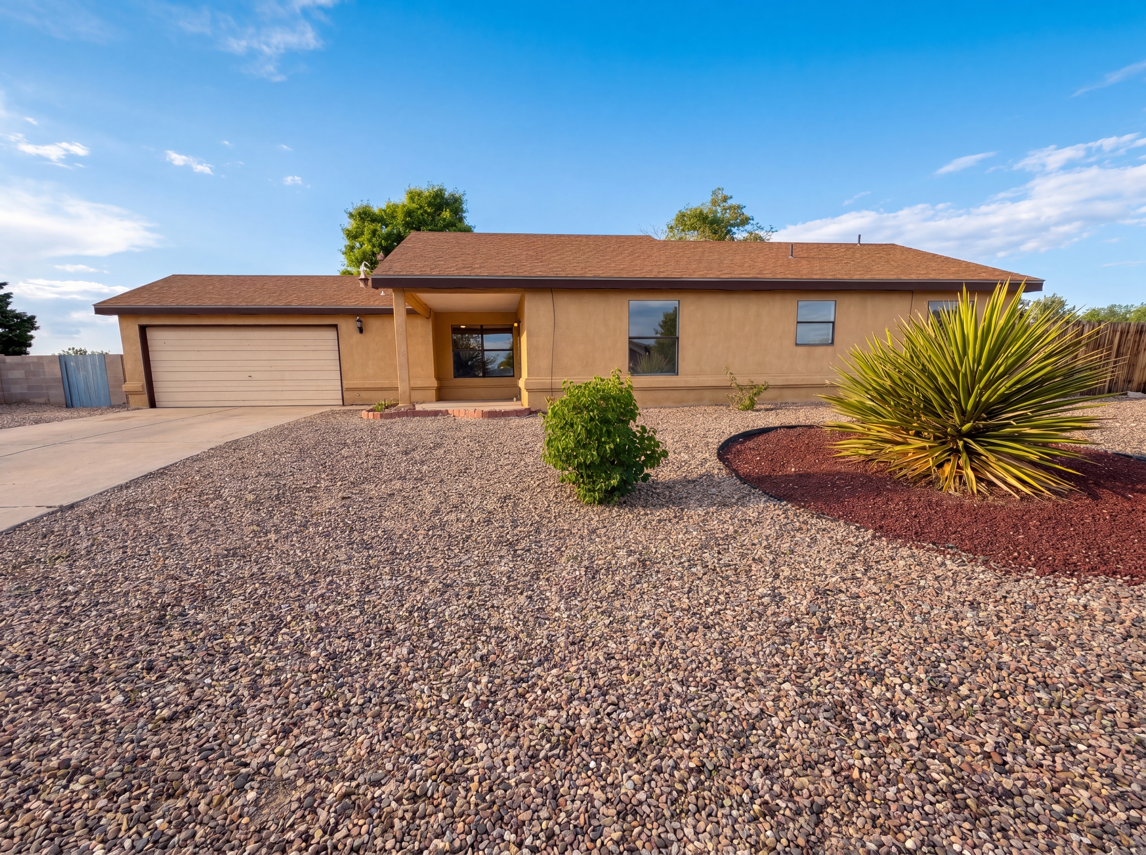 Photo 13 of 17 of 14 Milton Loop, Los Lunas, NM
