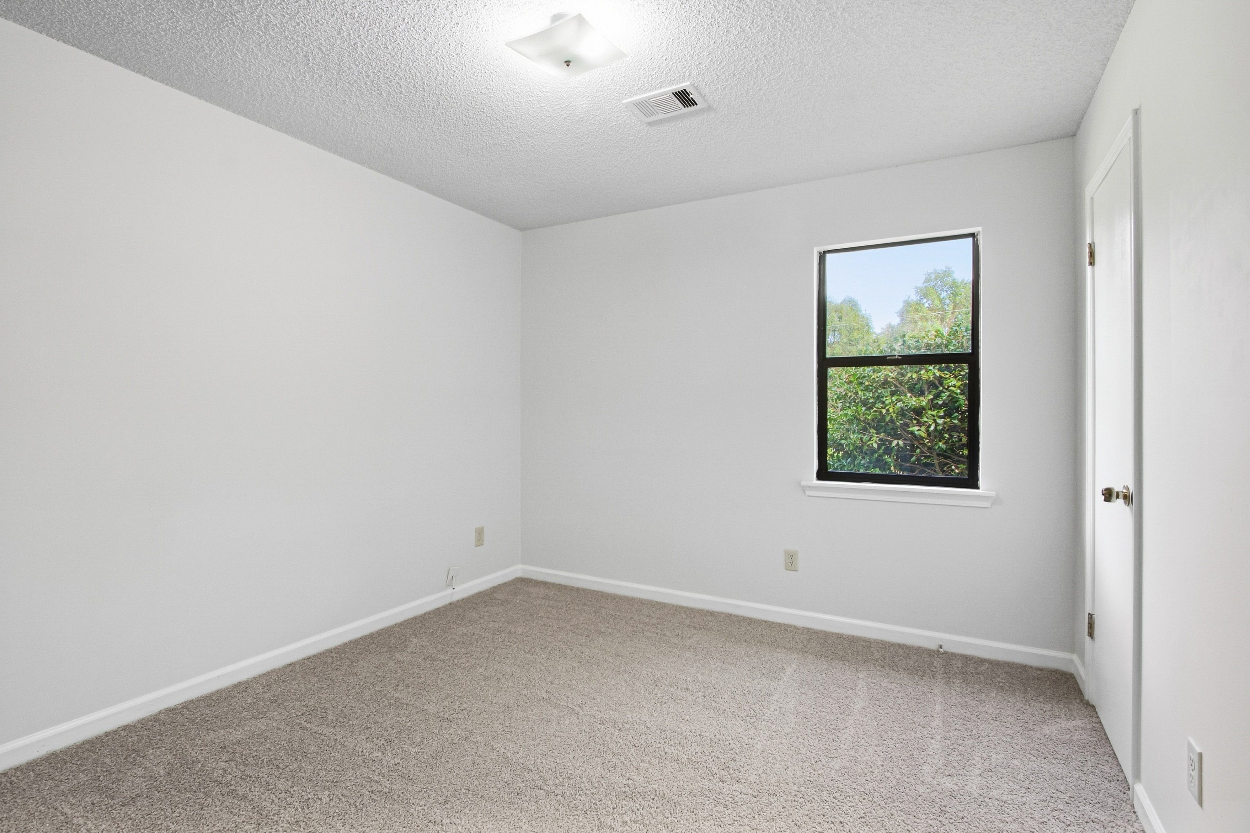 Photo 14 of 27 of 414 Jane Harris Rd, Dallas, GA