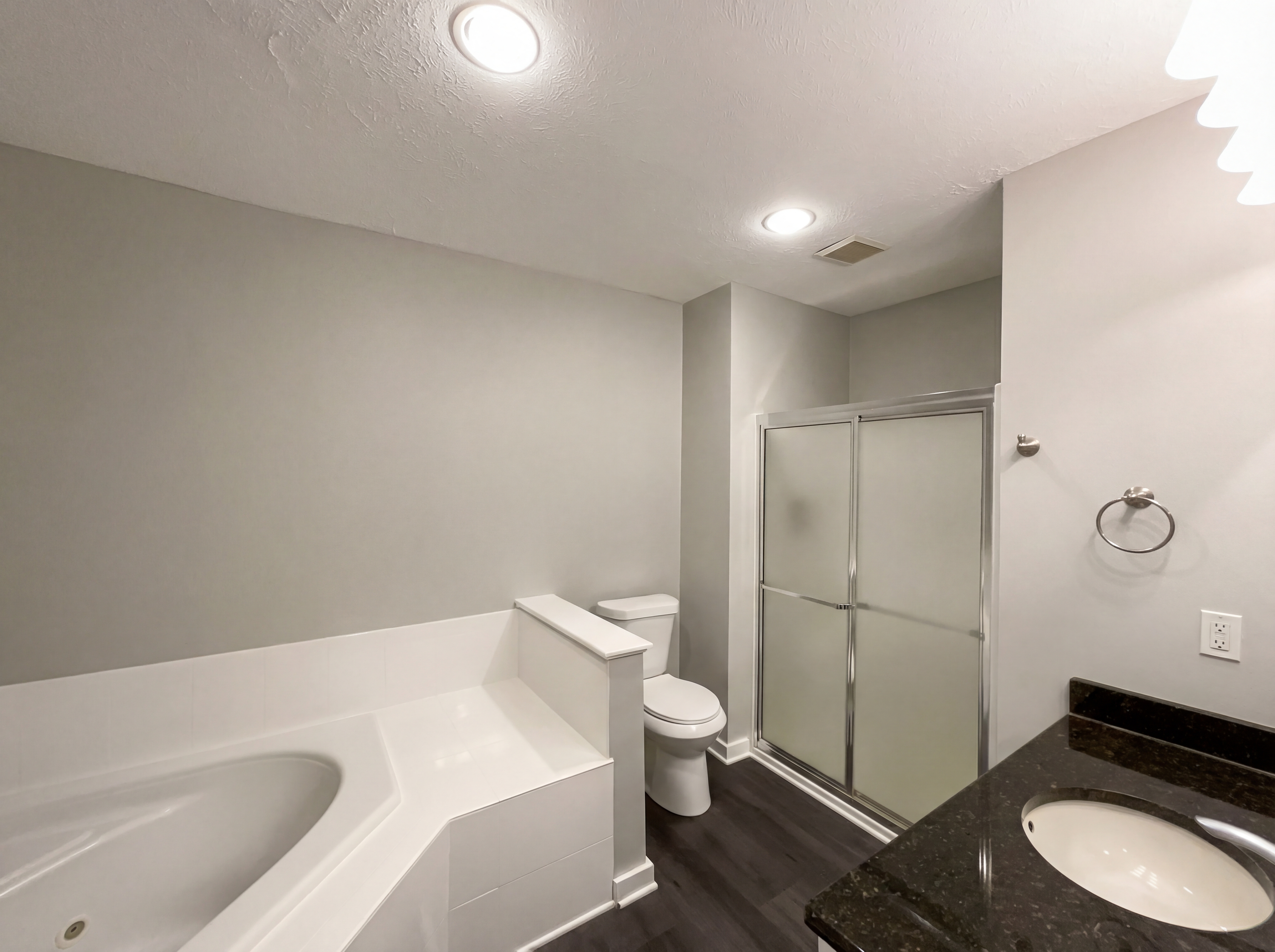 Photo 11 of 24 of 2272 W 5th St, Cleveland, OH